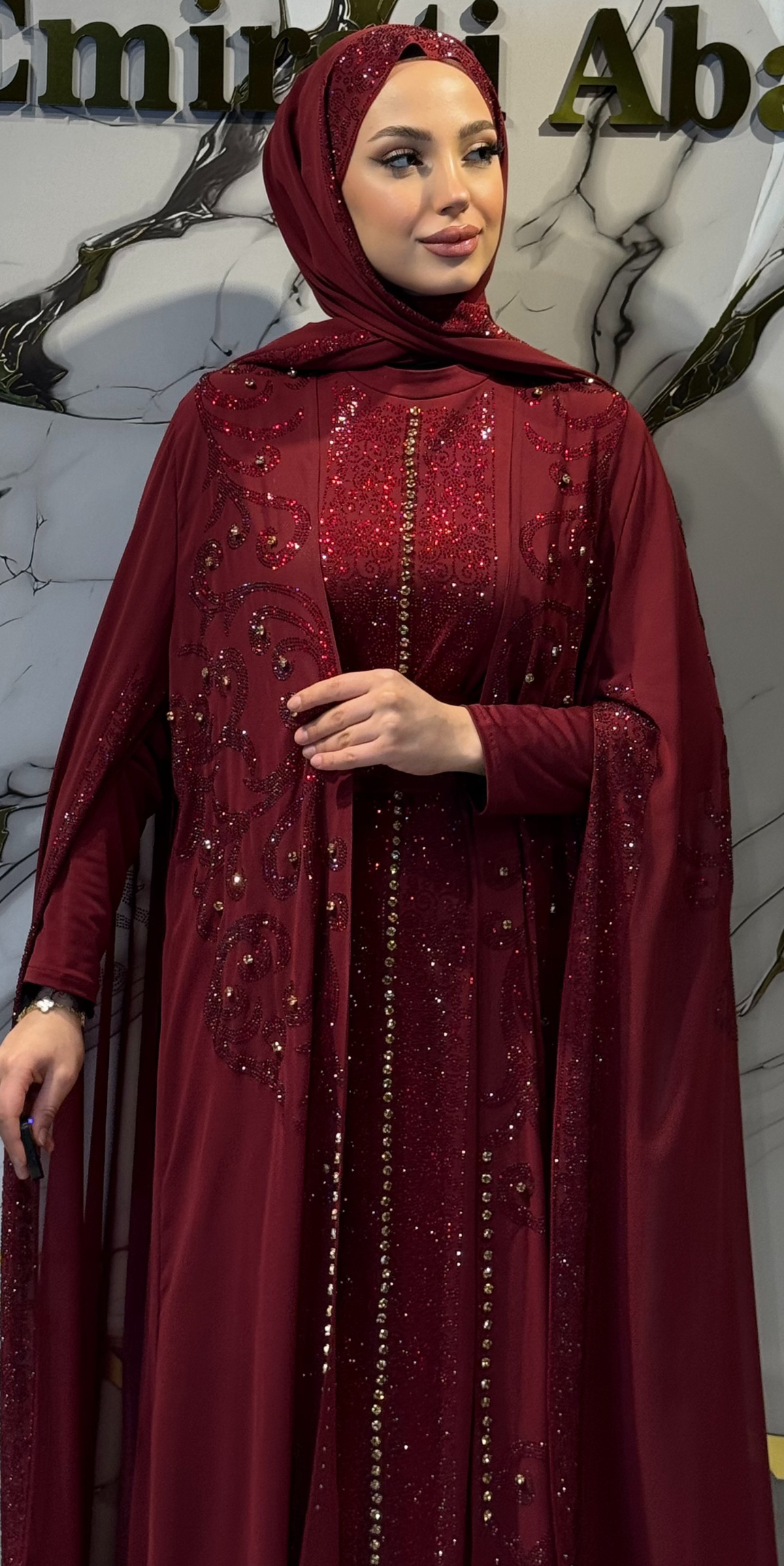 Burgundy Traditional Set with Black and Gold Stones, 4 Pieces | WS73 GSBordo