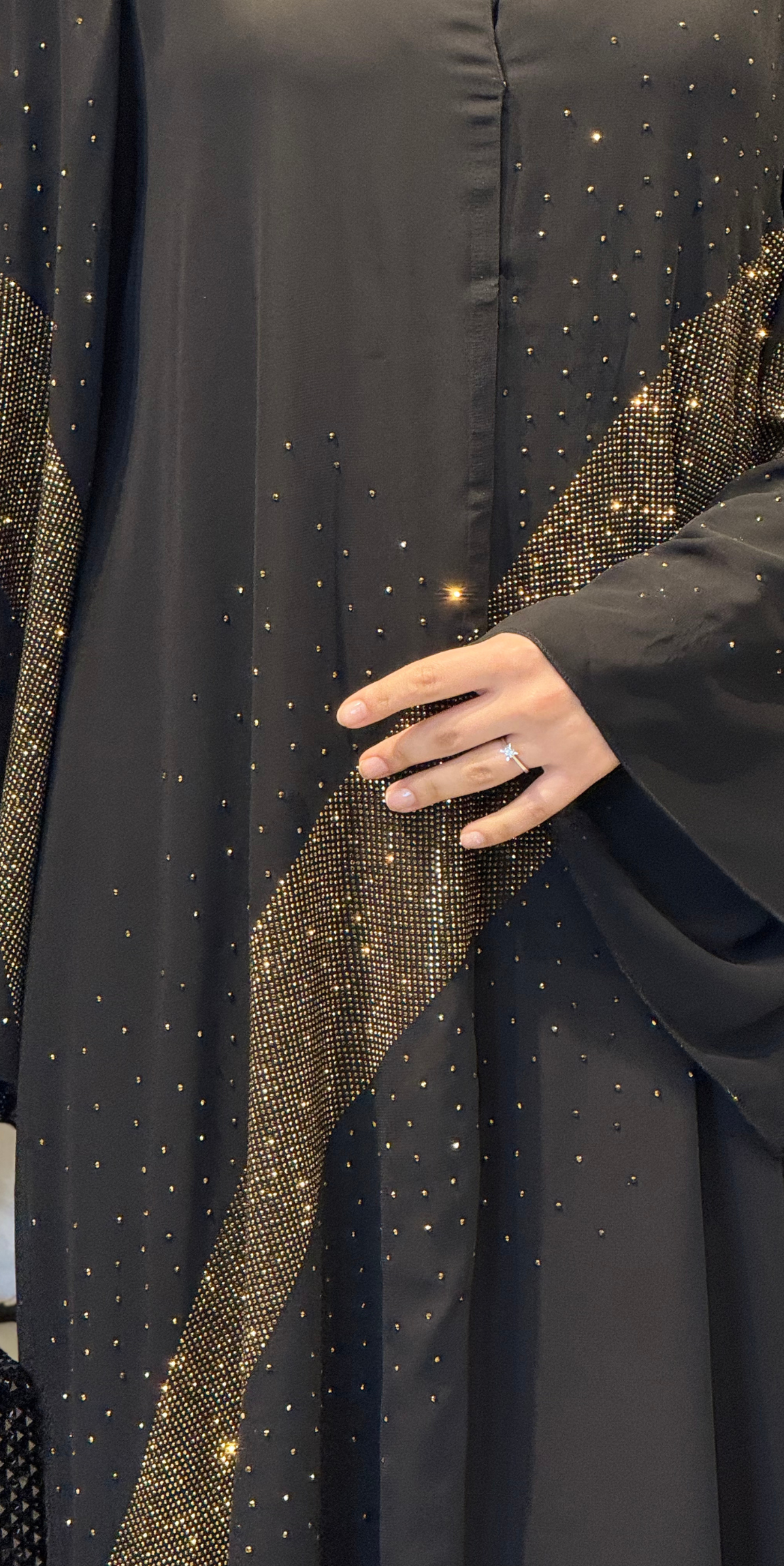 Çapraz Gold Taşlı Siyah Şifon Abaya | Lüks Düğün Abayası TM35 GSDB