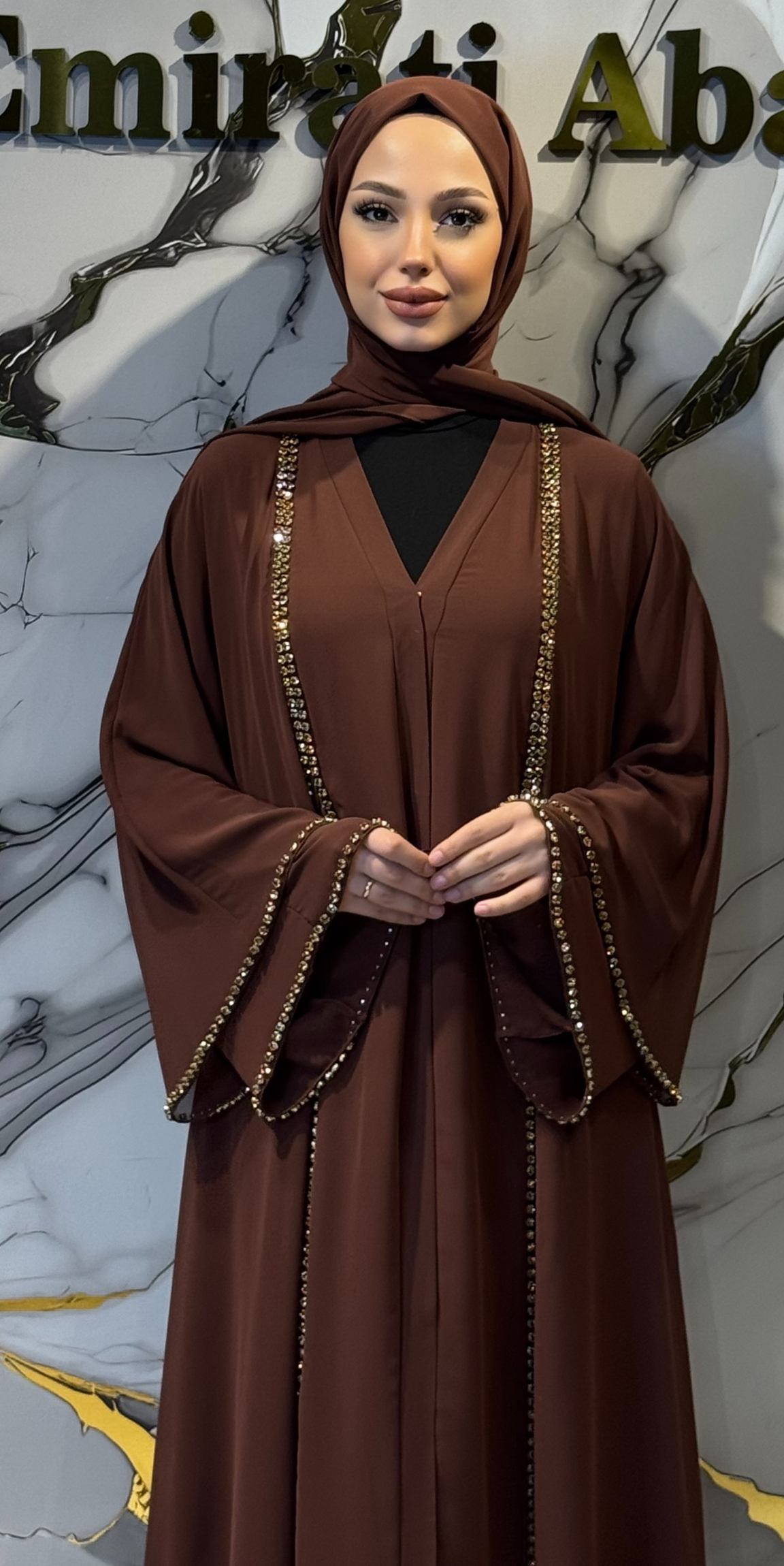 Önü Yırtmaçlı Gold Taşlı Şifon Kahve Abaya - Zarif Lüks Model TM06 C GS BROWN
