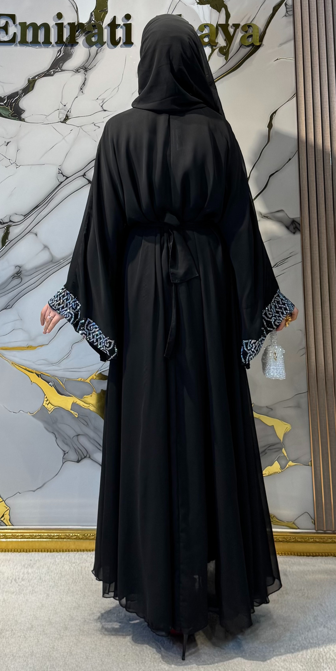 Önü Açık ve JanJan Taşlı Şık Abaya - Kemer, Şal ve İçlik Dahil 4 Parça Set TM040 JSB