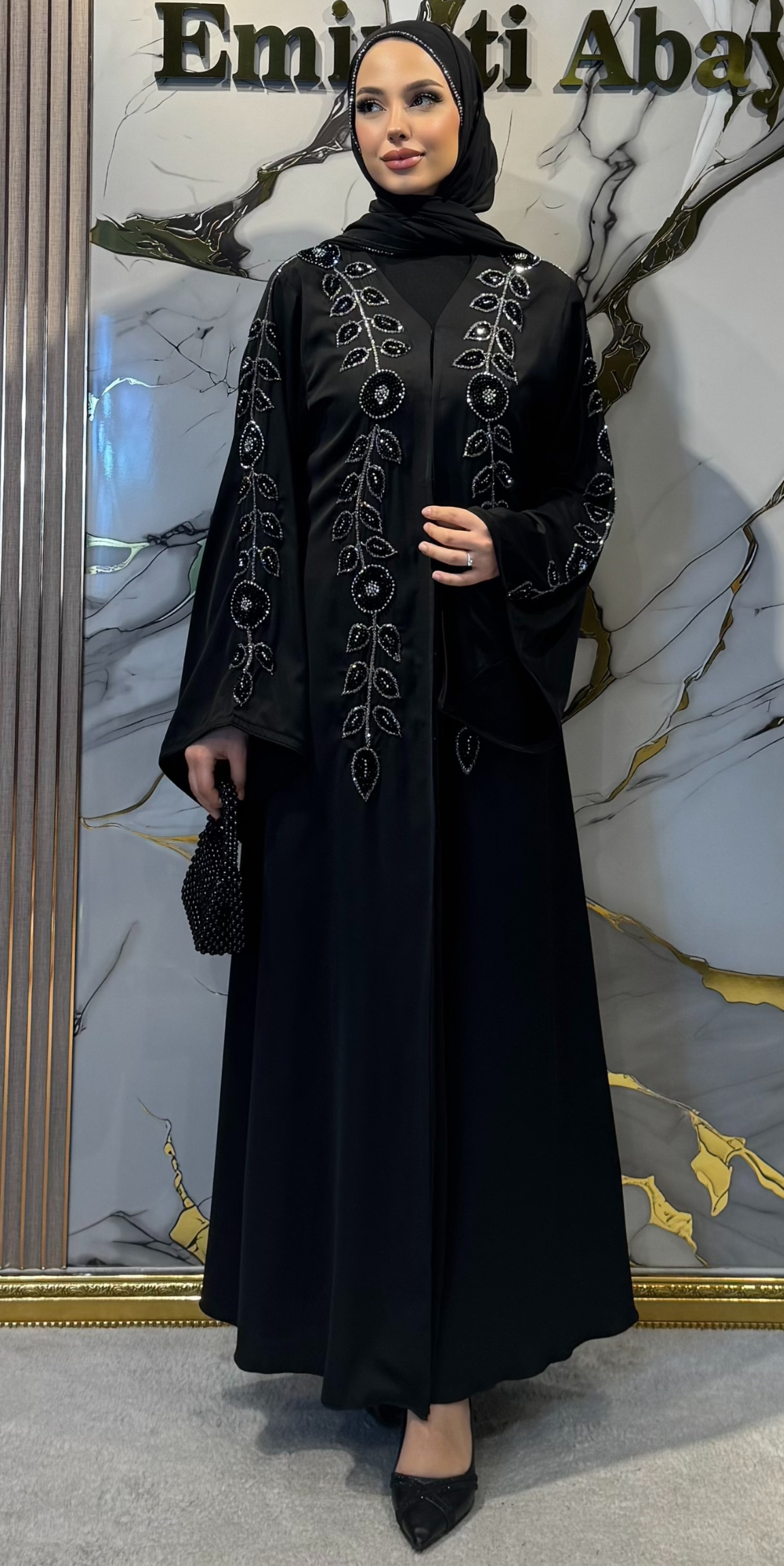 El İşçiliği Swarovski Taşlı Siyah Chorook Kumaş Lüks Abaya | EF008 BSB
