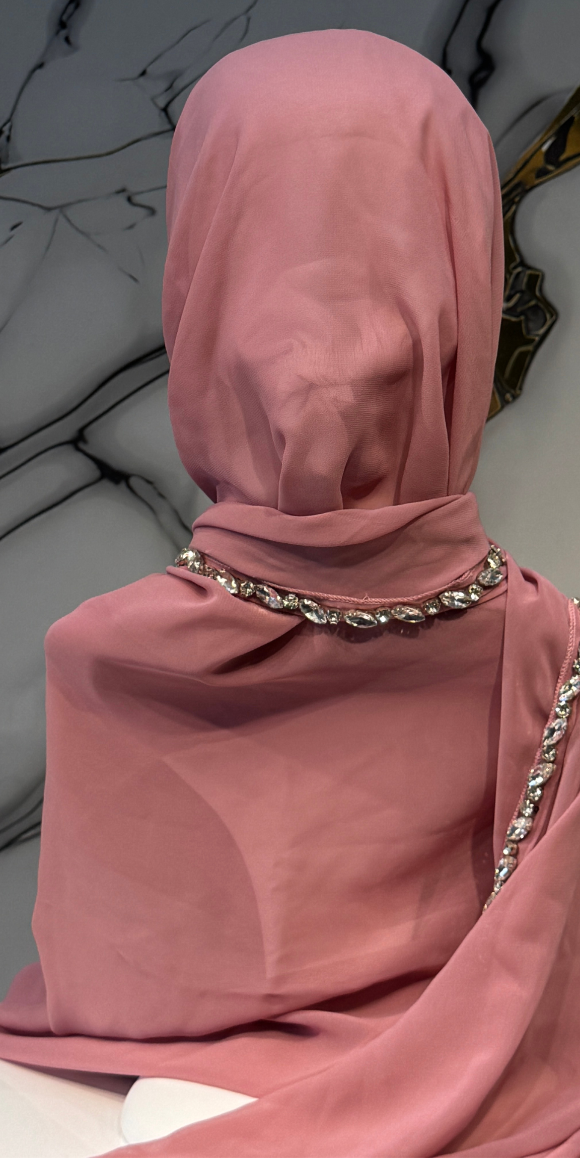 Beyaz Taşlı Pembe Şifon Şal Emirati Abaya | ŞAL56 WSP