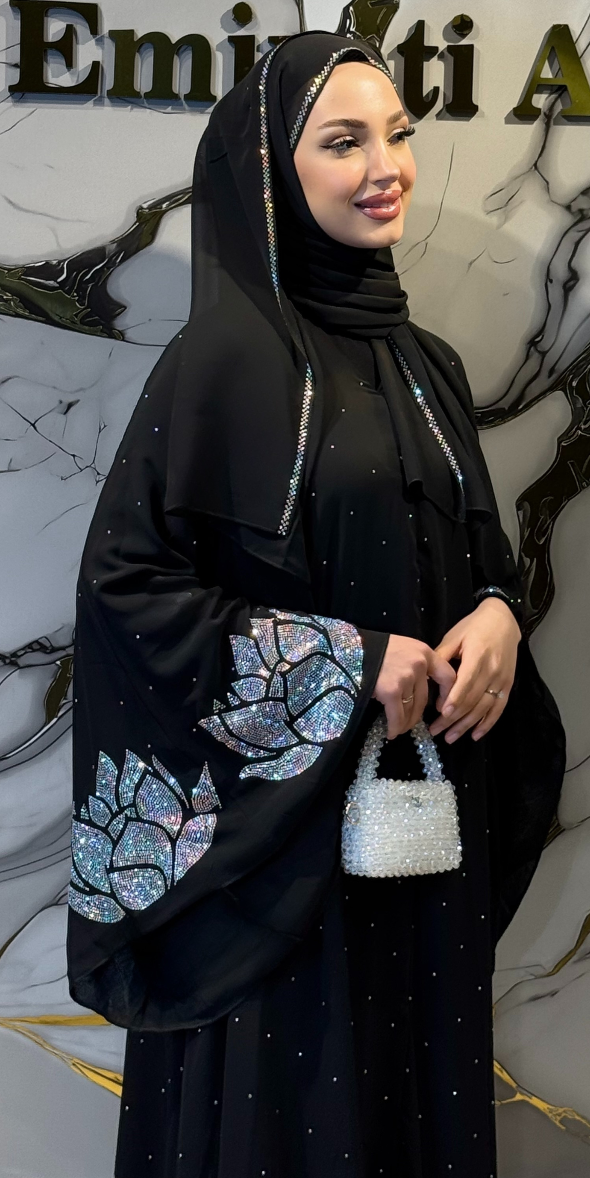 JanJan Taşlı Detaylı Siyah Şık Abaya - Lotus Desenli Zarif Model TM025 JSB