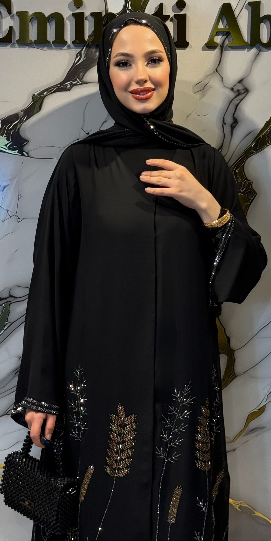 Etekleri Çiçekli Taşlı Şifon Abaya TM094 HSSB