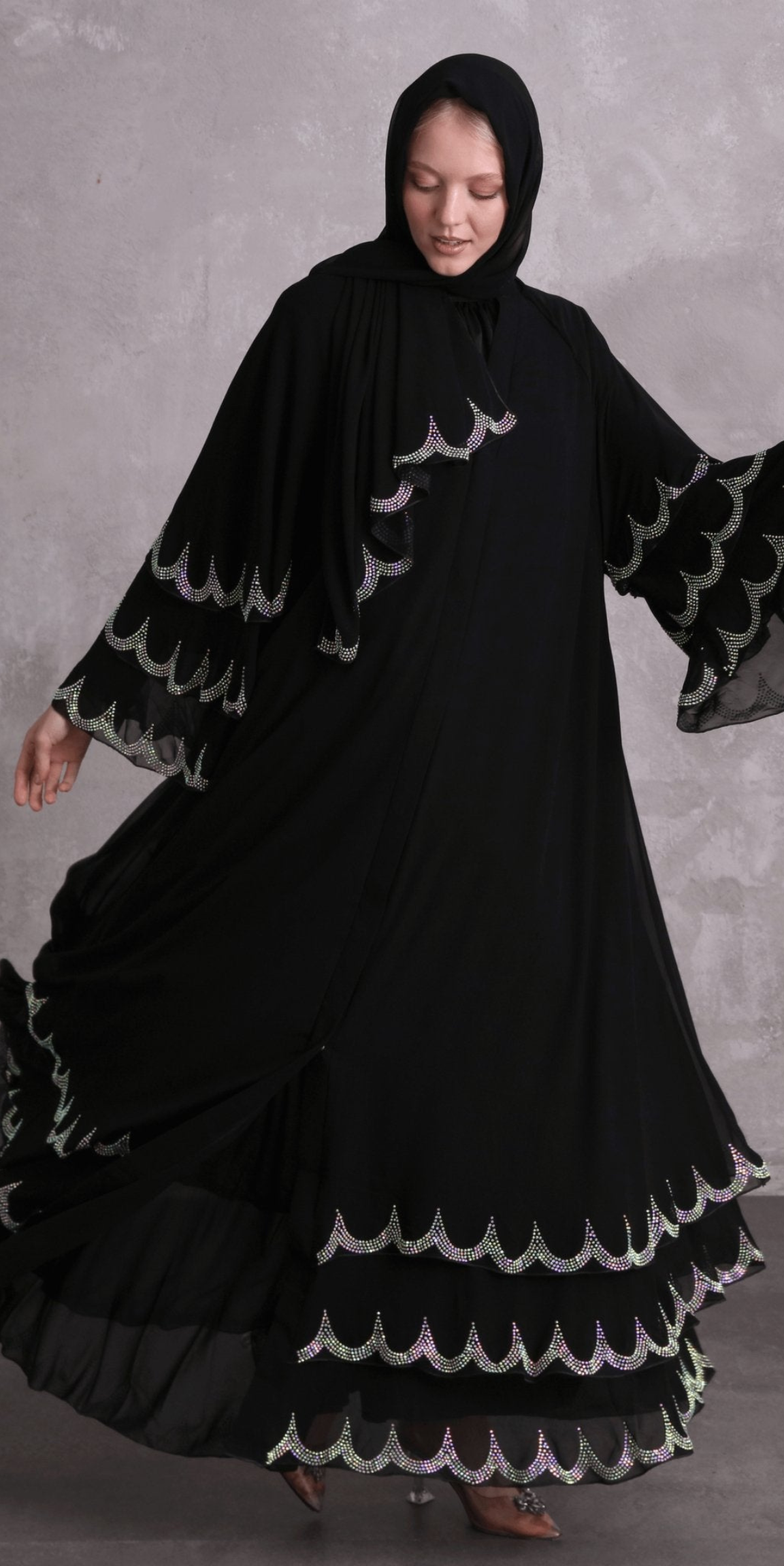 Etek Uçları Swarovski Taşlı Siyah Abaya