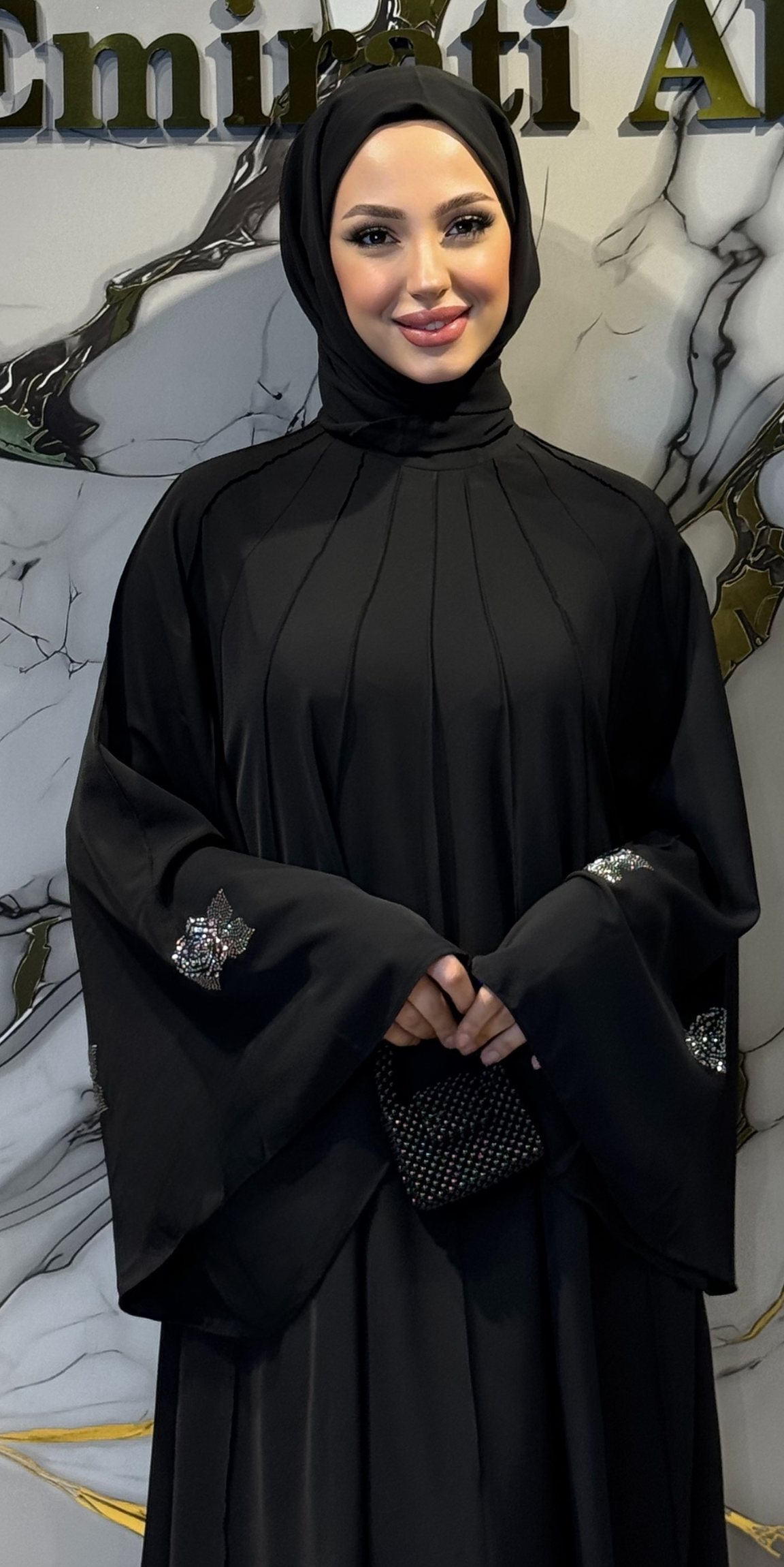 Swarovski Çiçekli Siyah Abaya TM043