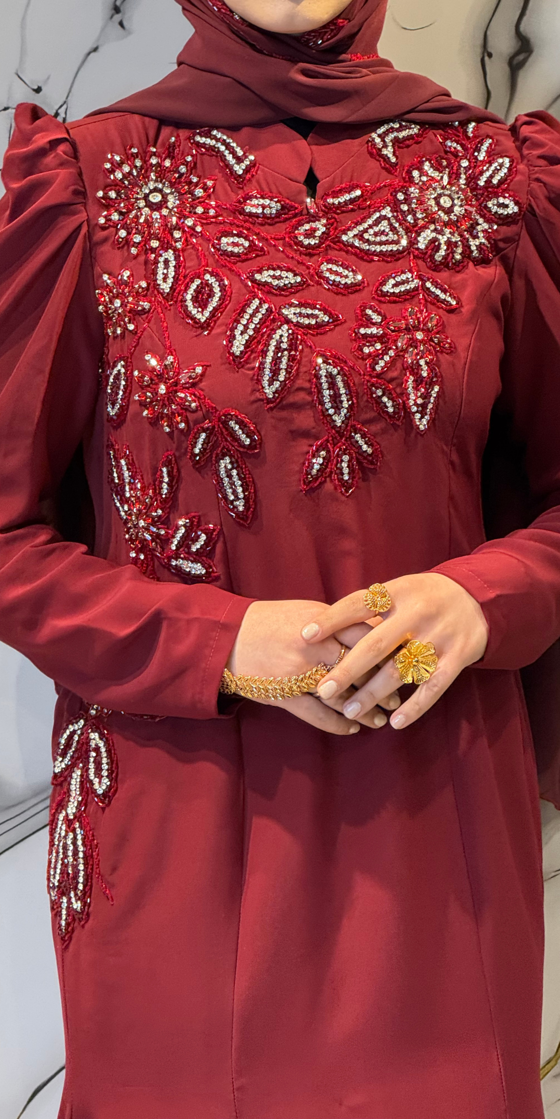 El İşlemeli Beyaz Taşlı Bordo Krep Abaya | EF0033 WS BORDO