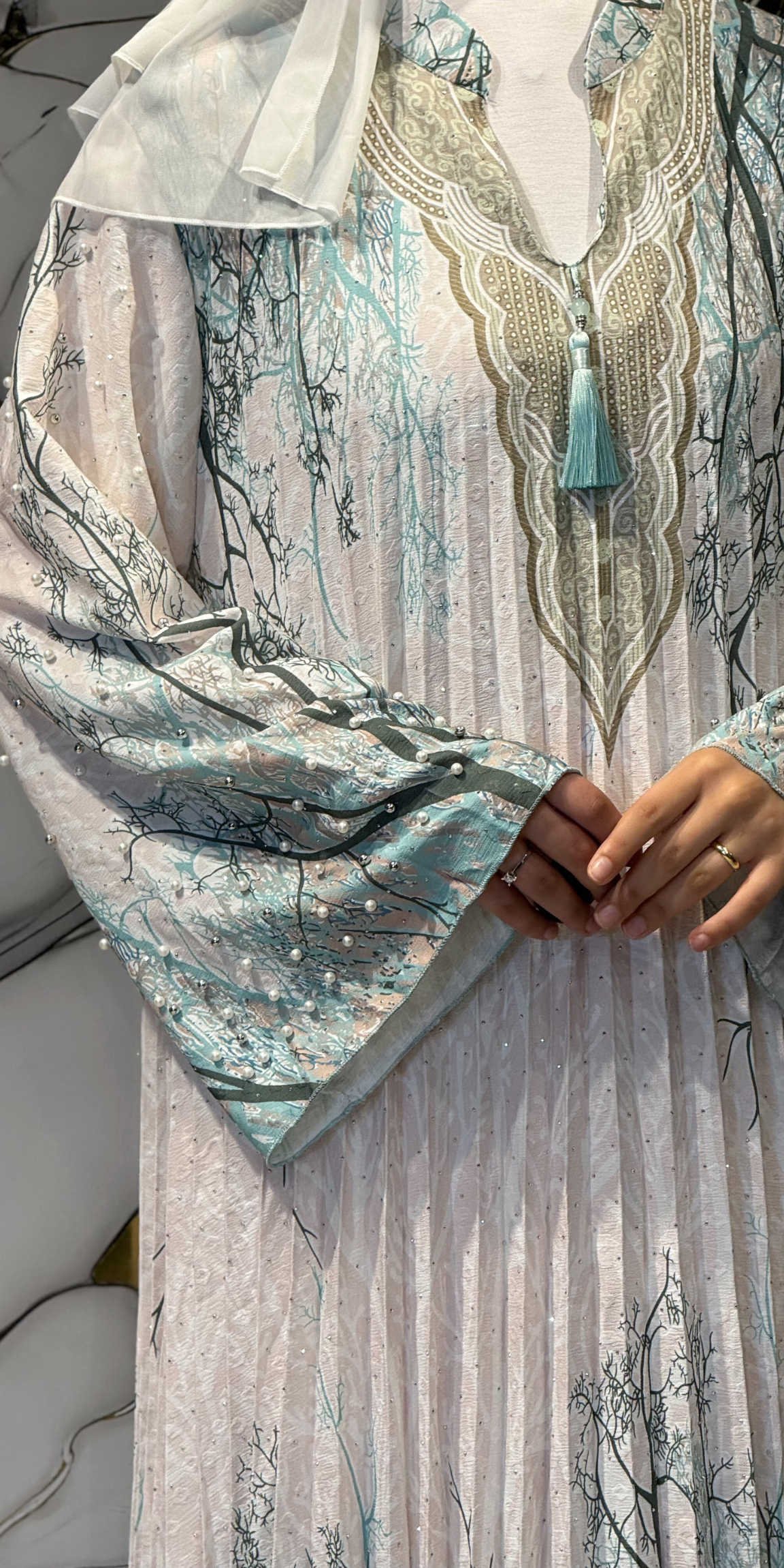 Ağaç Dal Baskılı Beyaz Jakar Günlük Abaya | KSA11 BEYAZ