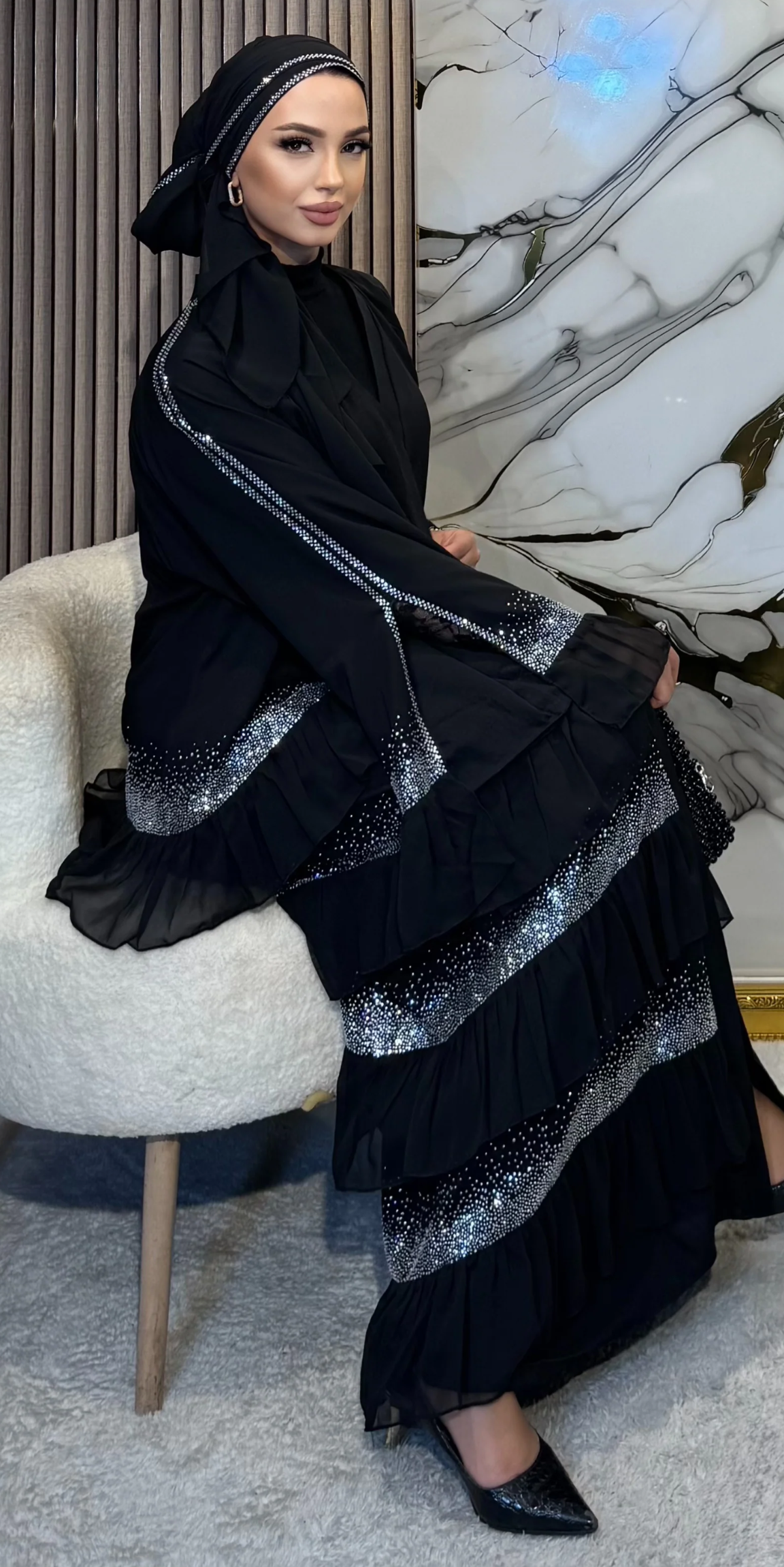 Dört Katlı Beyaz Taşlı Siyah Dubai Kumaş Takım | WS05 WSB