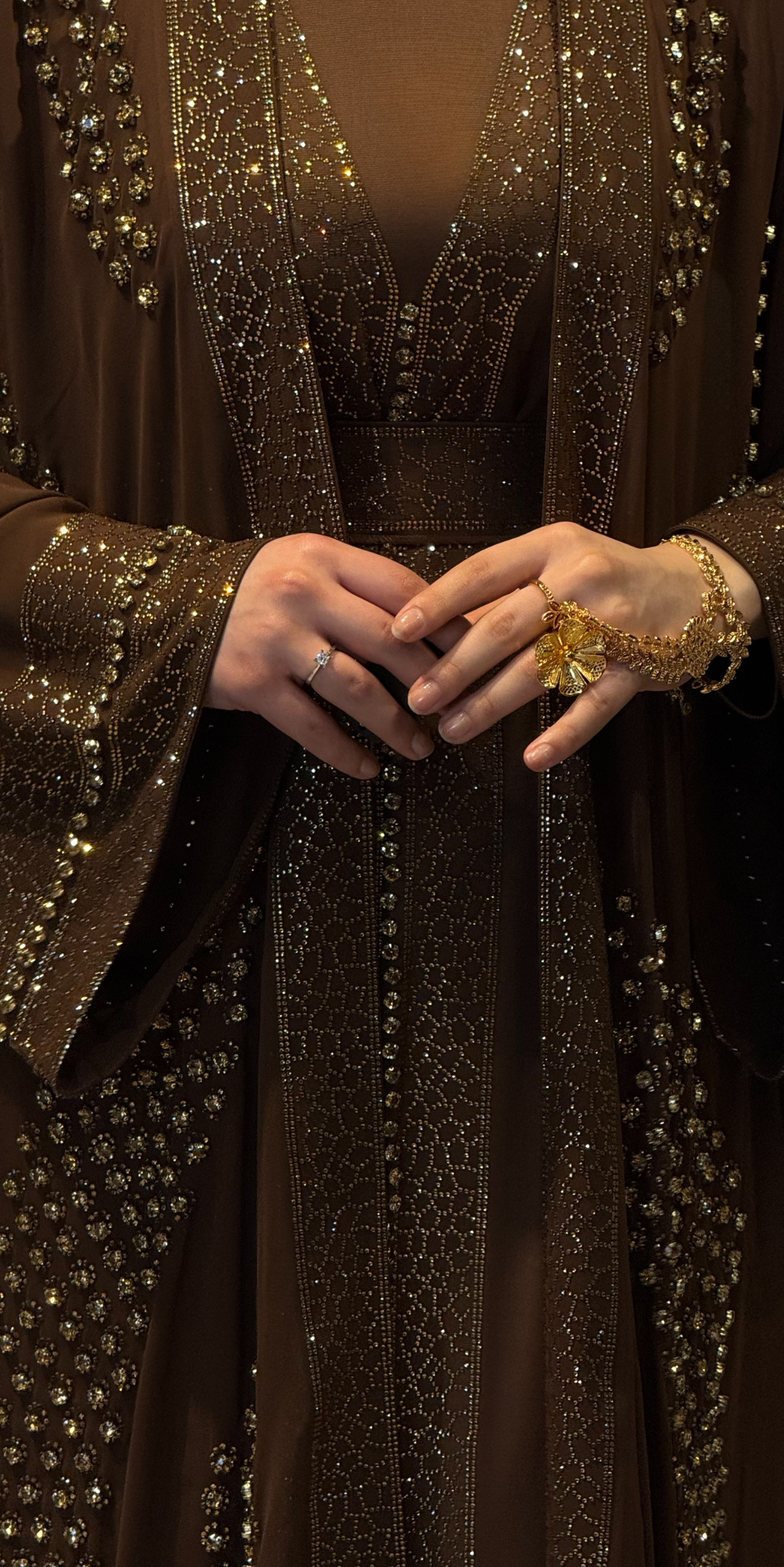 Open Front Brown Gold Traditional Style 4-Piece Set | WS31 GSK