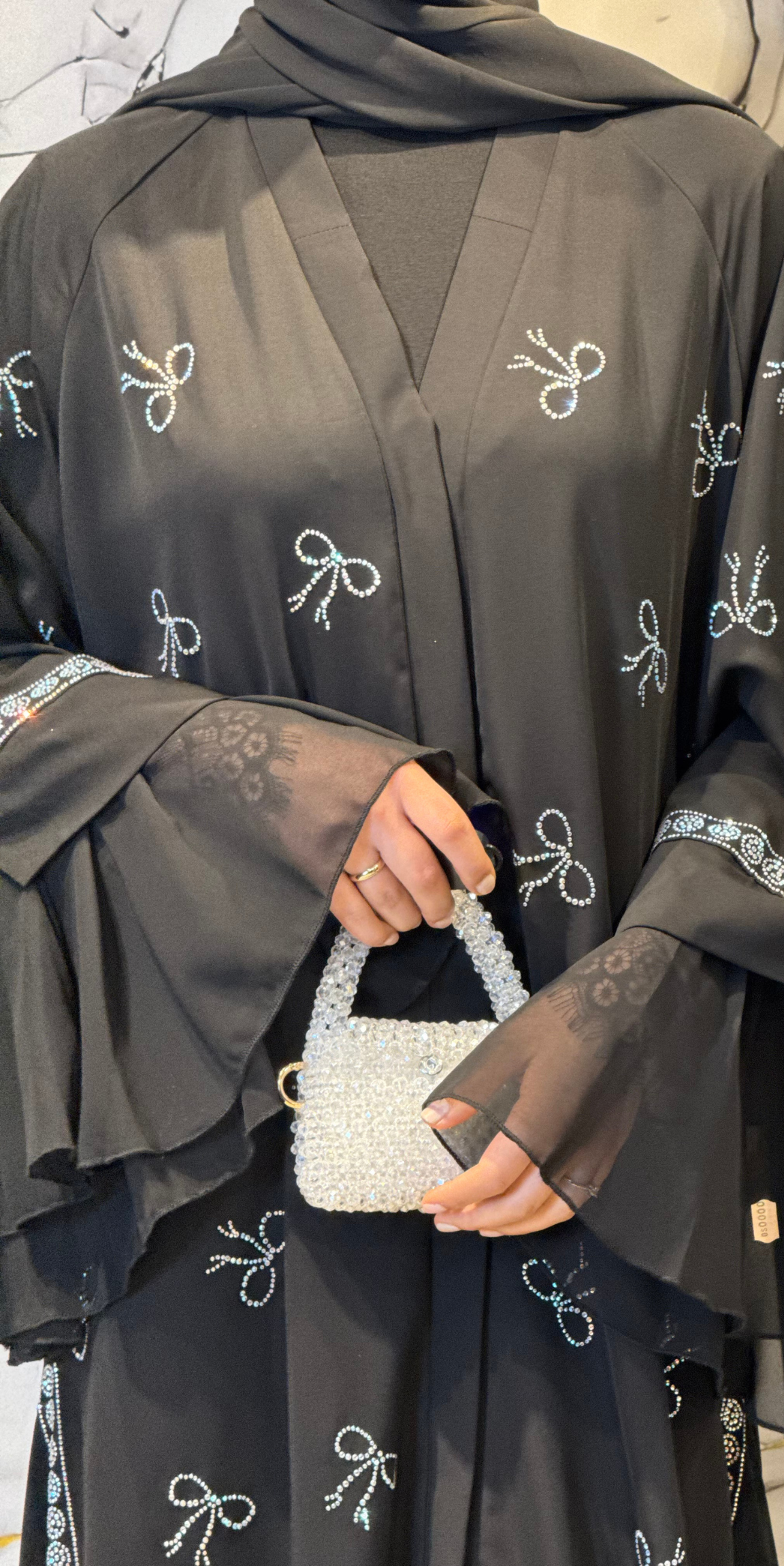 Zarif Fiyonk Nakışlı Siyah Şifon Abaya | WS68 JSB