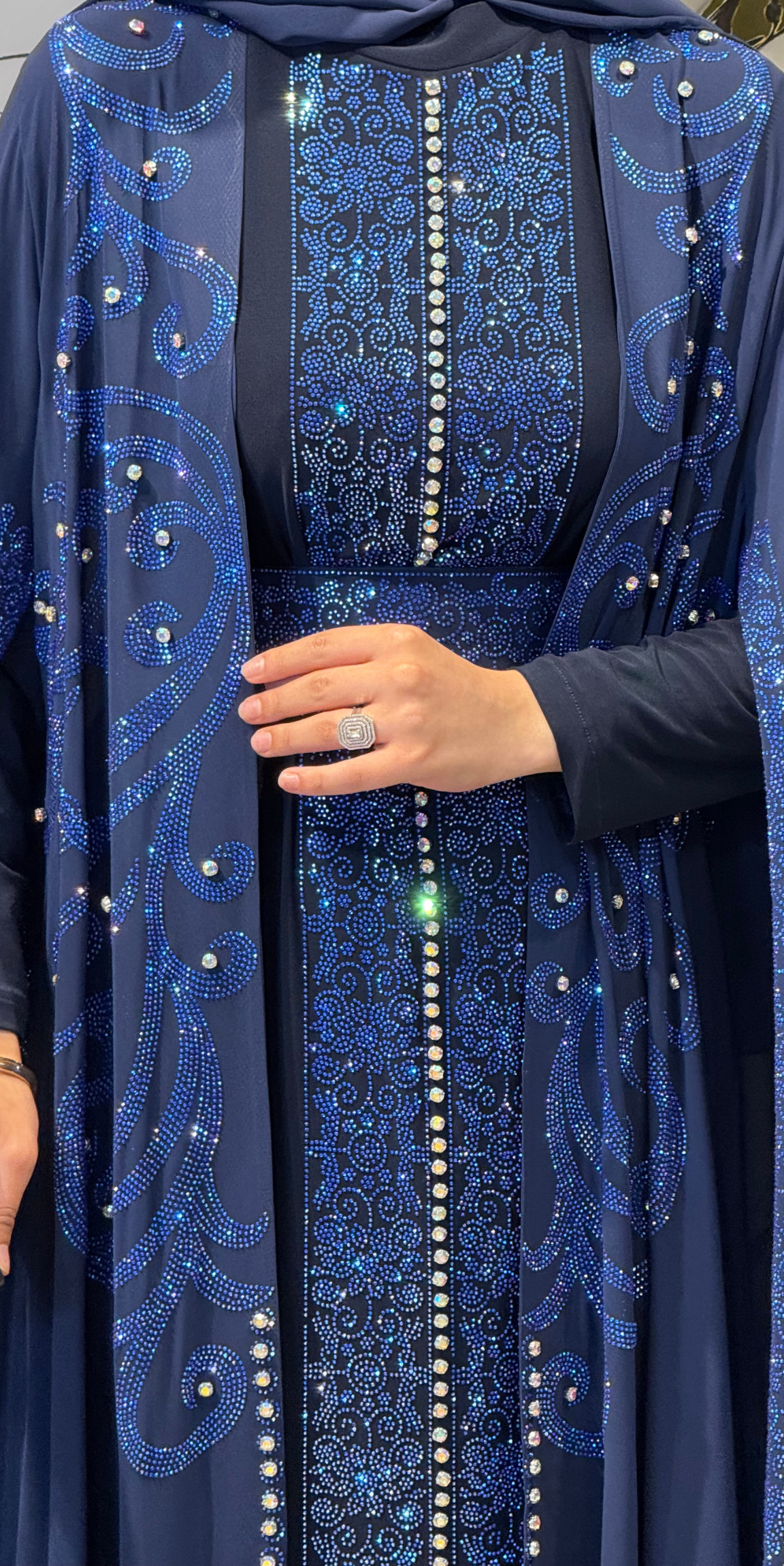 WS73 LSL Lacivert Payetli Cape Kollu Abaya Takımı