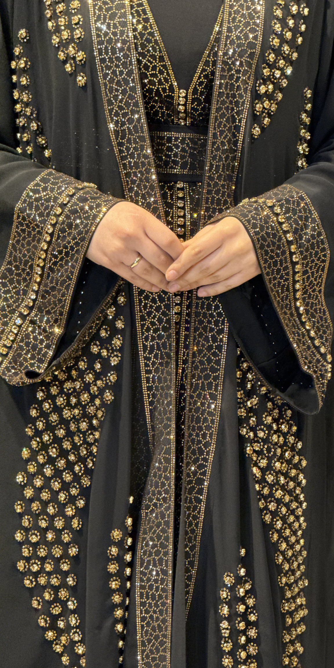 Open Front Gold Traditional Abaya WS31 GSB