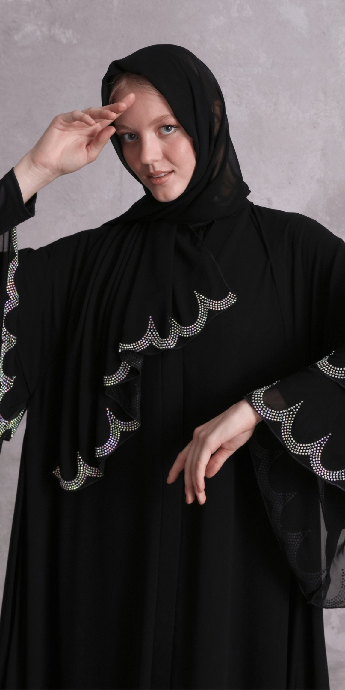 Etek Uçları Swarovski Taşlı Siyah Abaya