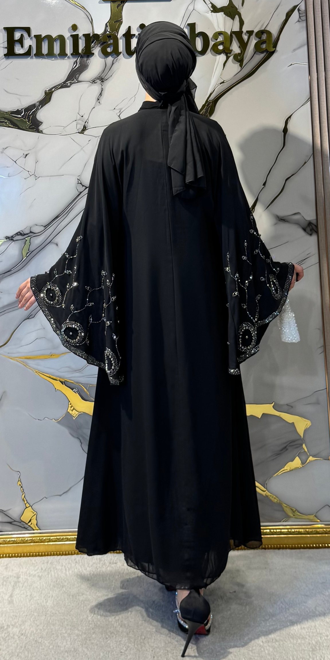 Önü Hematit Taşlarla Süslenmiş Siyah Şifon Abaya TM77 HSSB