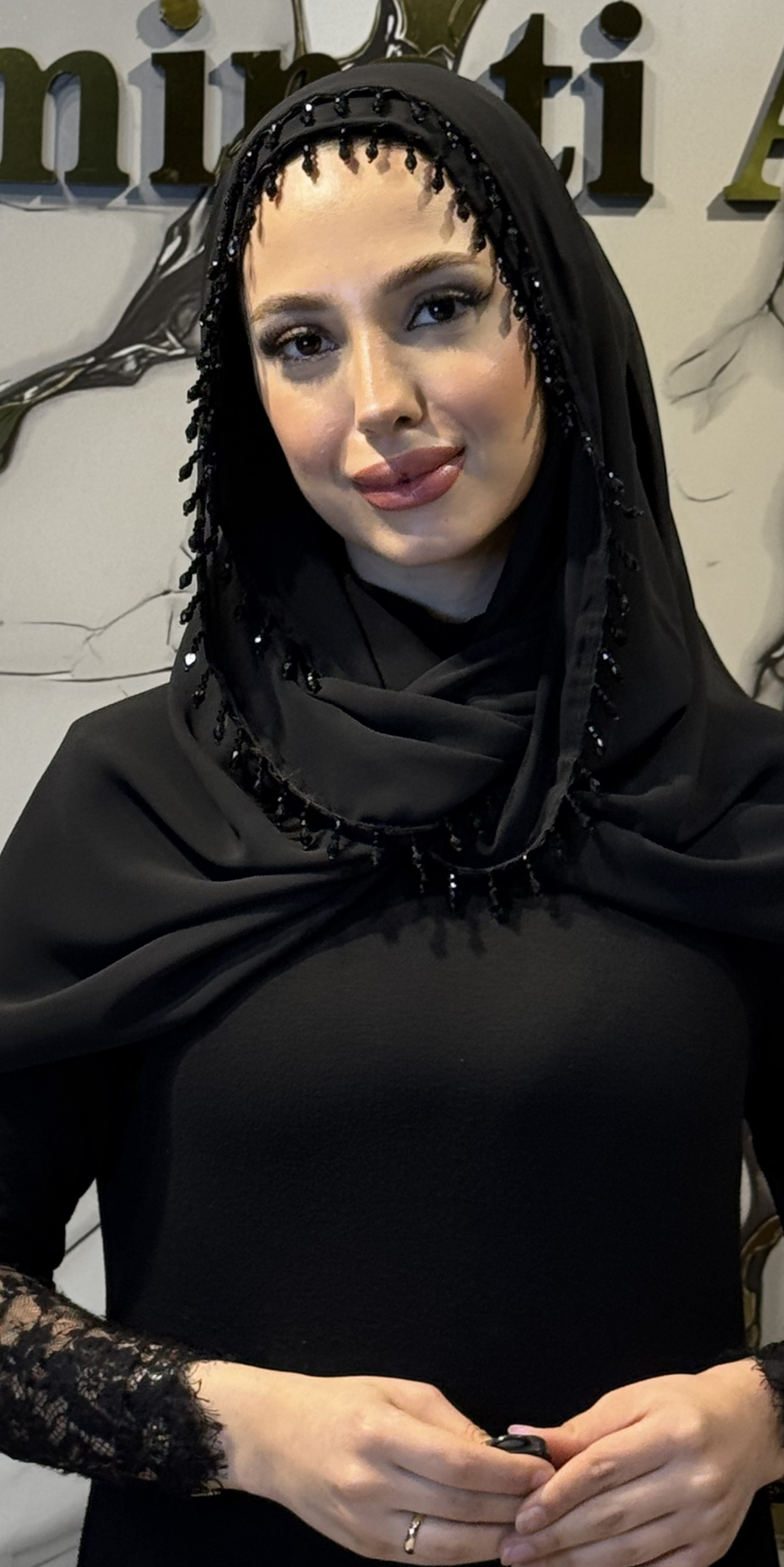 Püsküllü Boncuk Detaylı Siyah Şifon Şal 180x75cm - Zarif Sarkıt Model