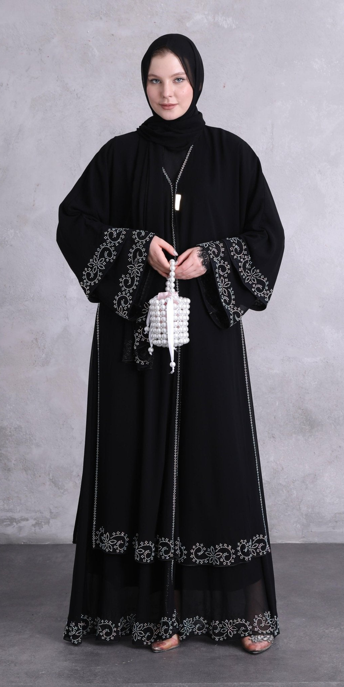 Yanları Yırtmaçlı Swarovski Taşlı Siyah Abaya