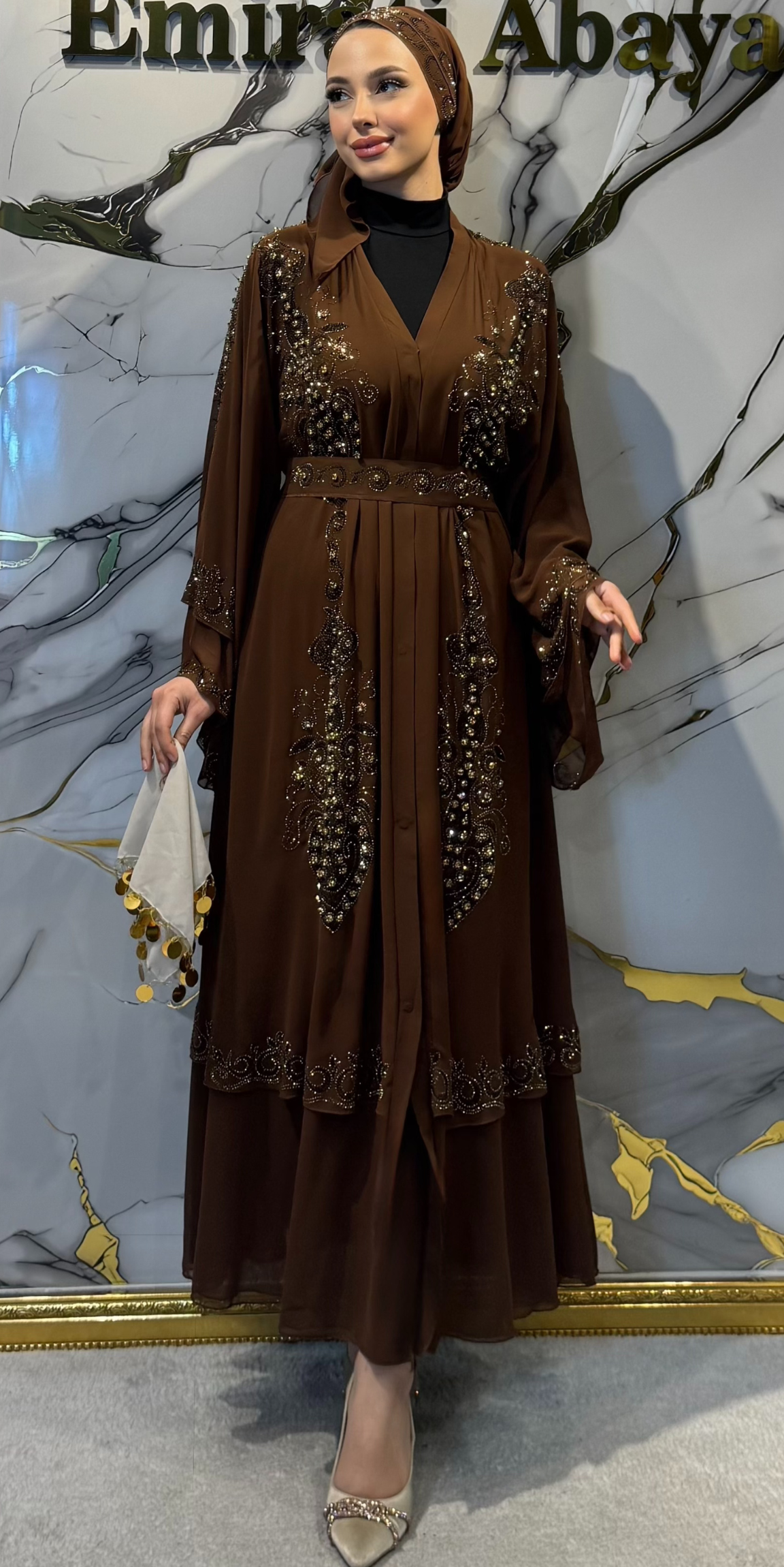 Kahverengi Korean Şifon Abaya Golden Swarovski ve Chakma Taş Detaylı