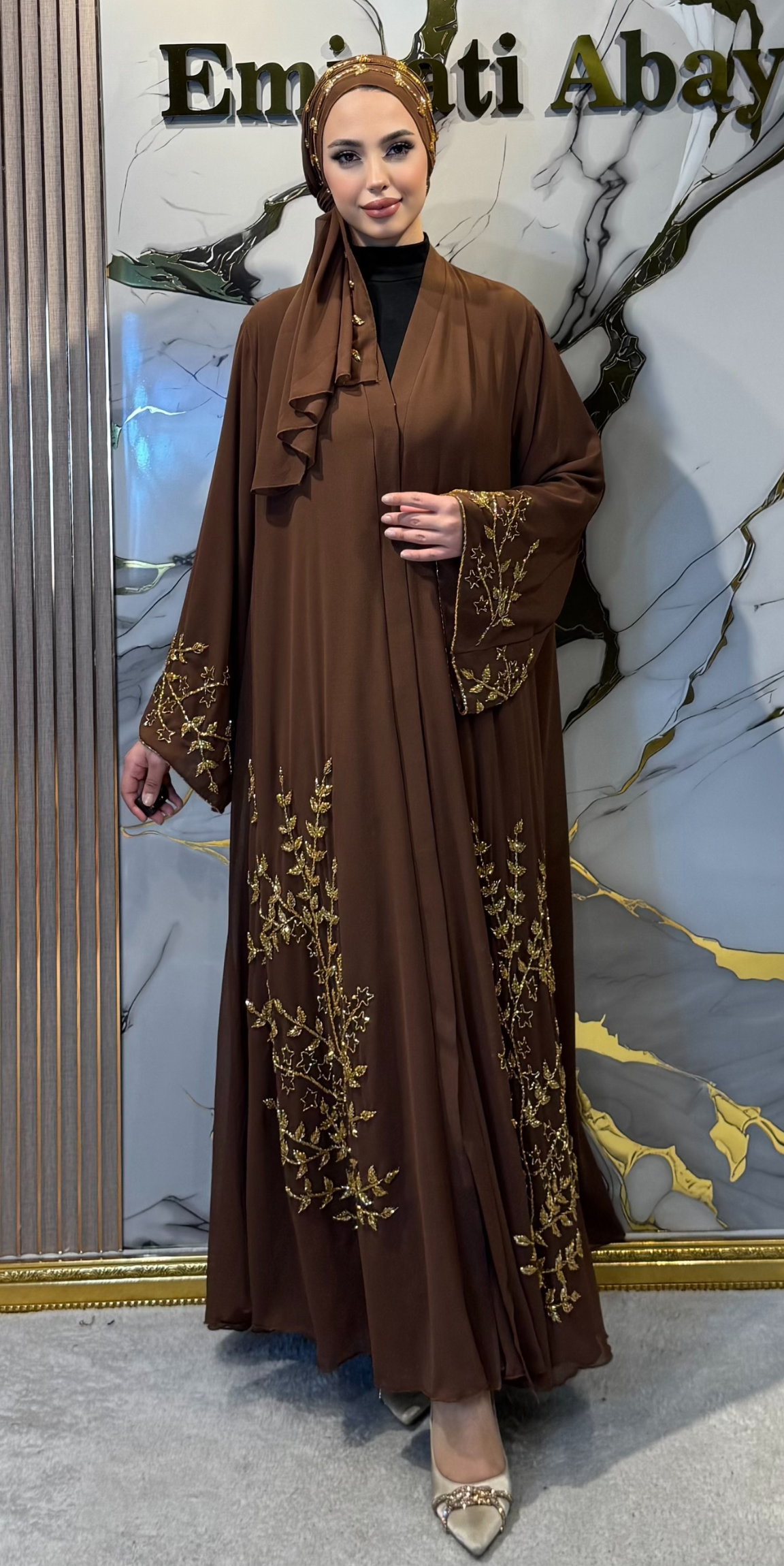 Swarovski Altın Taşlı El İşçiliği Dubai Tasarım Kahverengi Şifon Abaya | EF0014 GSBROWN