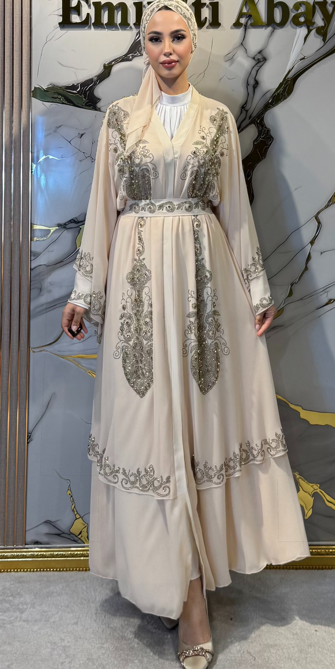 Altın Swarovski Taşlı Kore Şifon Dubai Stil Krem Abaya