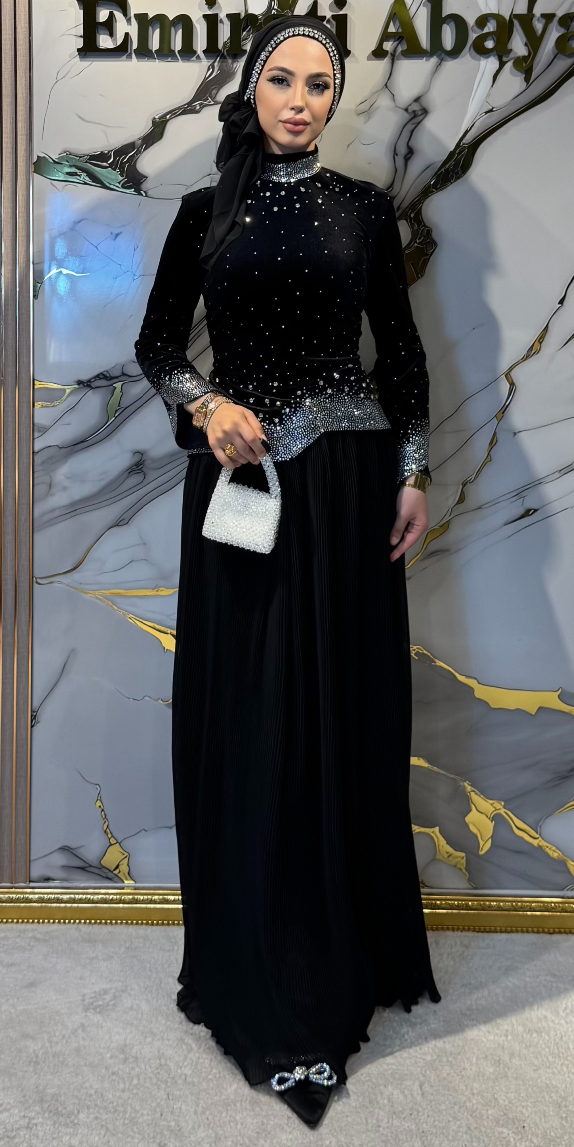 Gece Işıltısı Siyah Kadife Swarovski Taşlı Dubai Abiye | LY22 WSVB