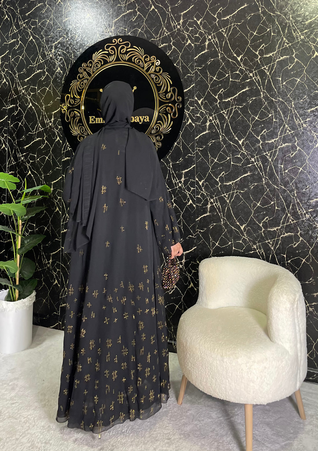 Gold Geometrik Taş Detaylı Siyah Abaya