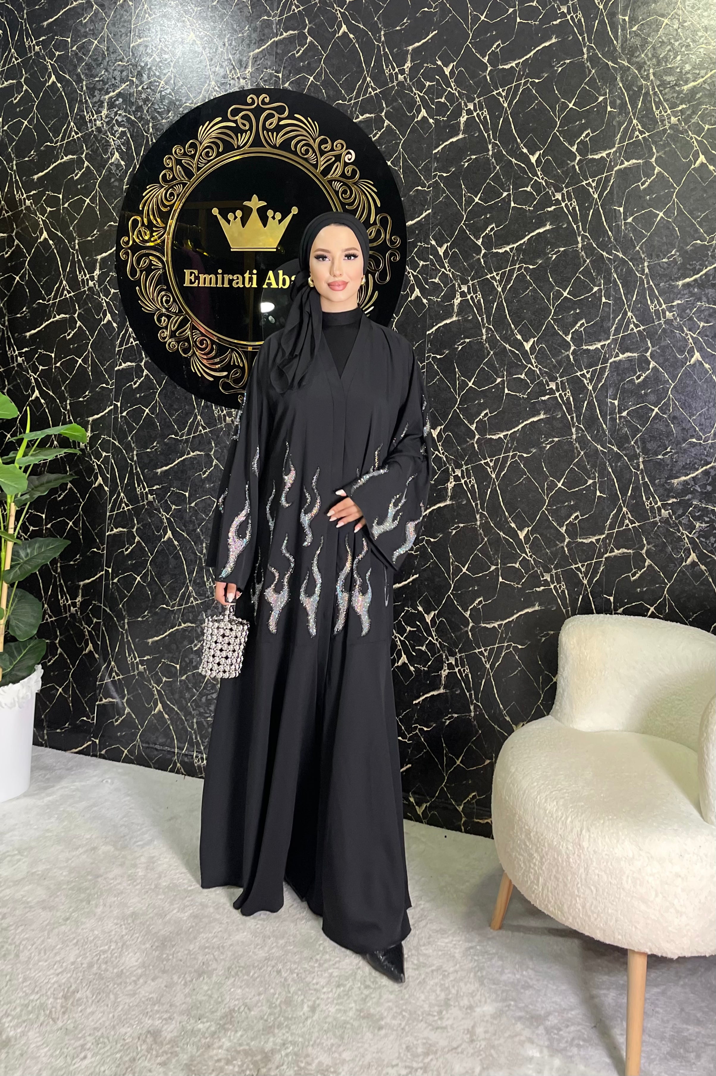 Ateş Desenli Janjan Taşlı Siyah Dubai Kumaş Abaya