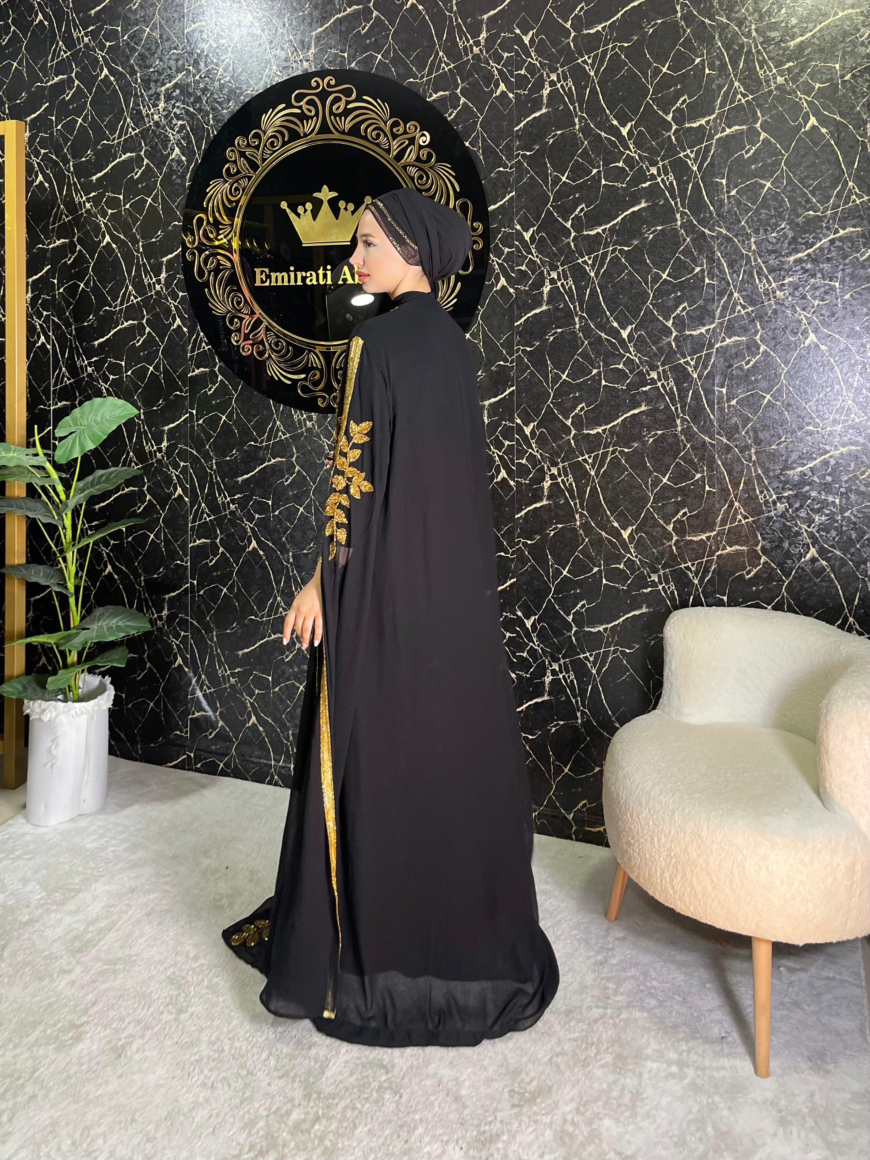El İşlemeli Gold Yaprak Detaylı Uzun Kollu Abaya