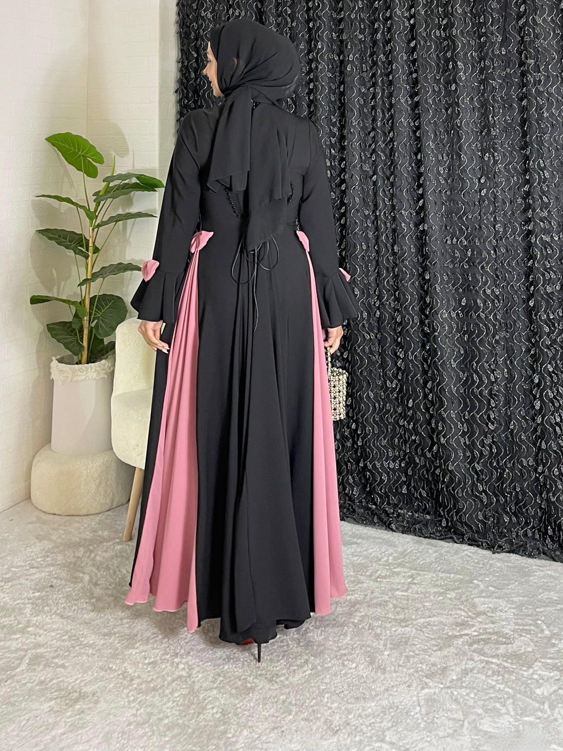 Siyah Pembe Prenses Abaya Çiçek ve Taşli