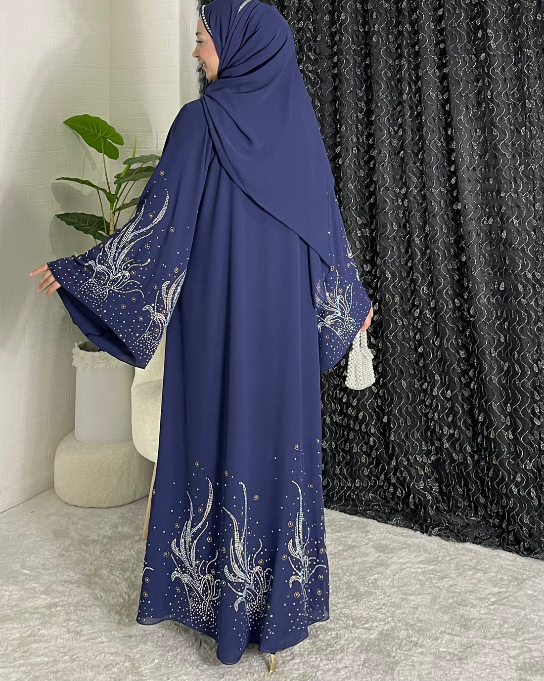 Etek Uçları Swarovski Desenli Şık Mavi Şifon Abaya