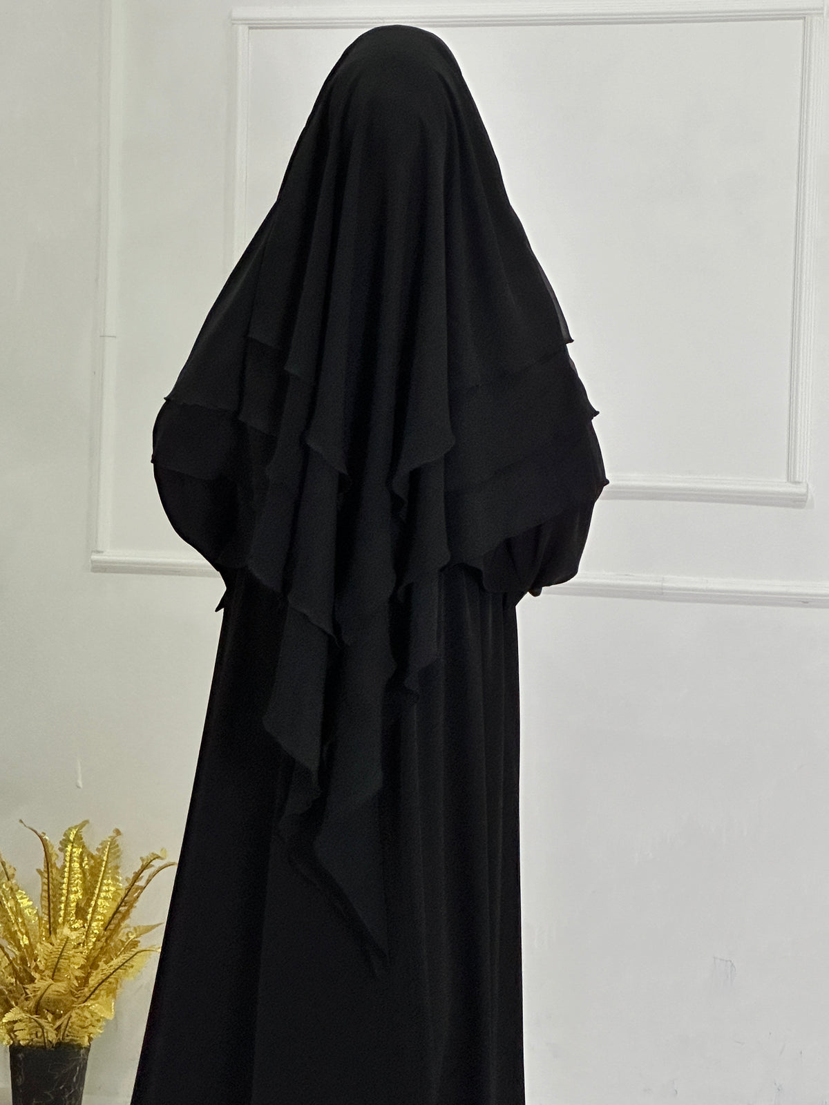دبي الأسود د