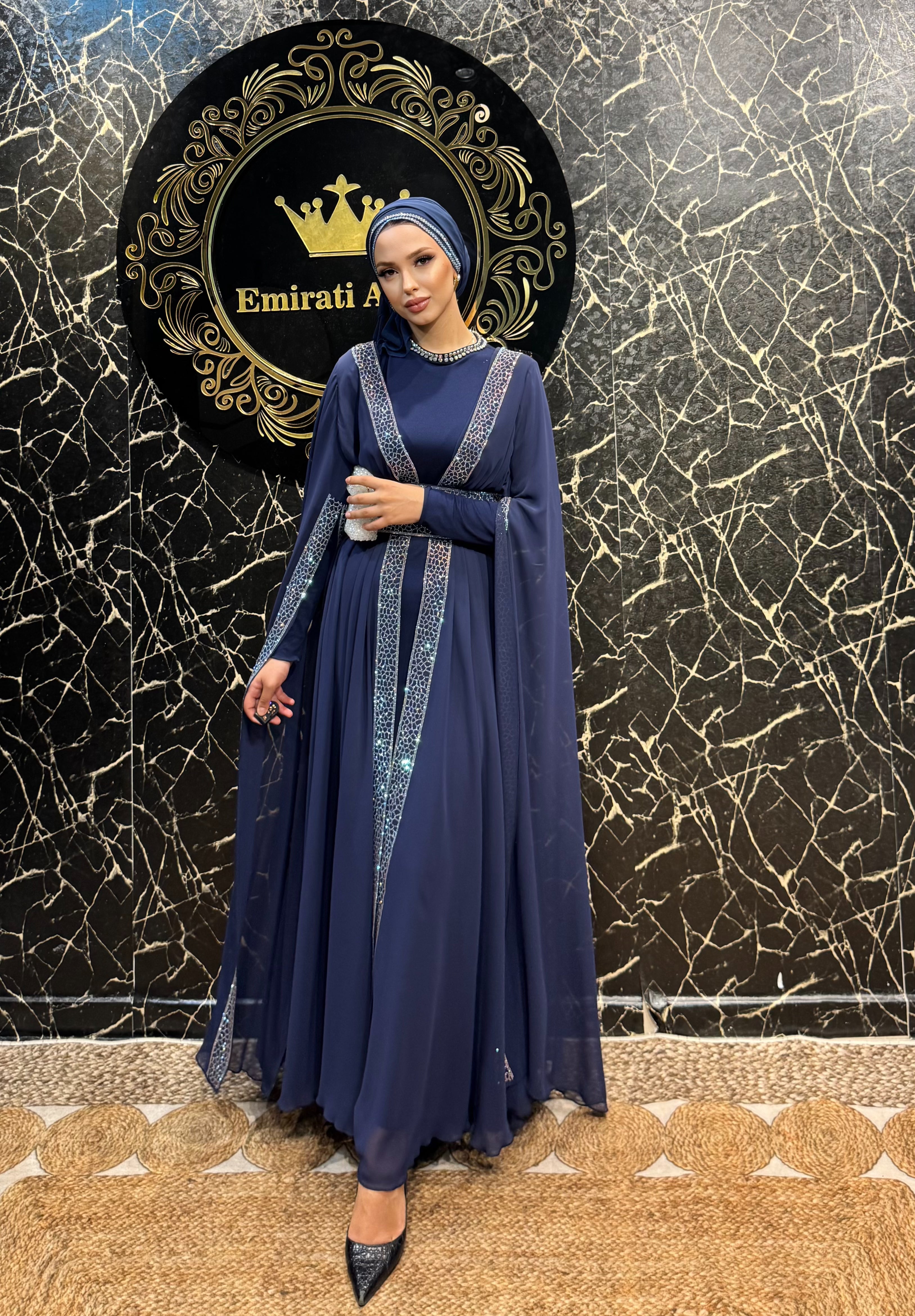 Işıltılı Taş Şeritli Yöresel Lacivert Abaya