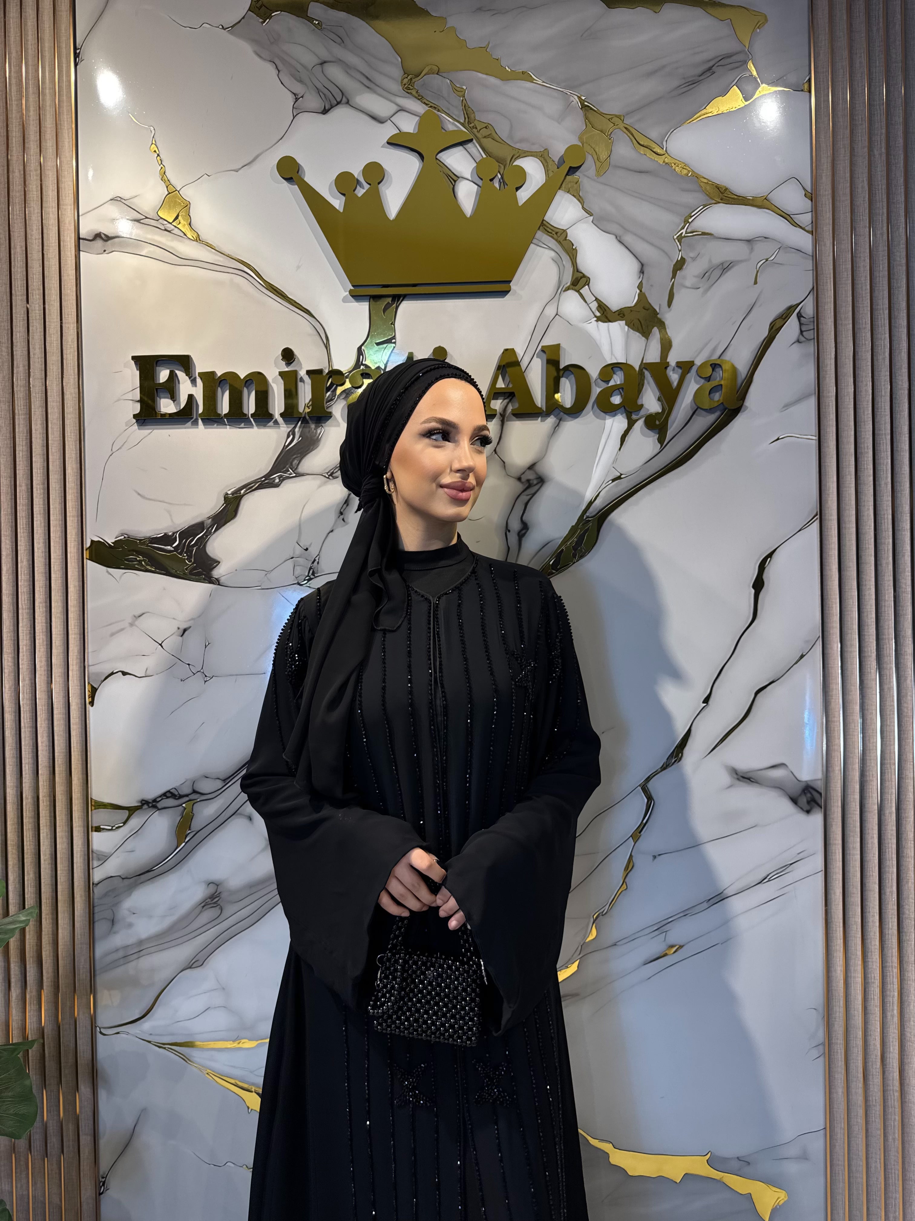 El İşlemeli Çizgi ve Çiçek Desenli Siyah Şifon Abaya