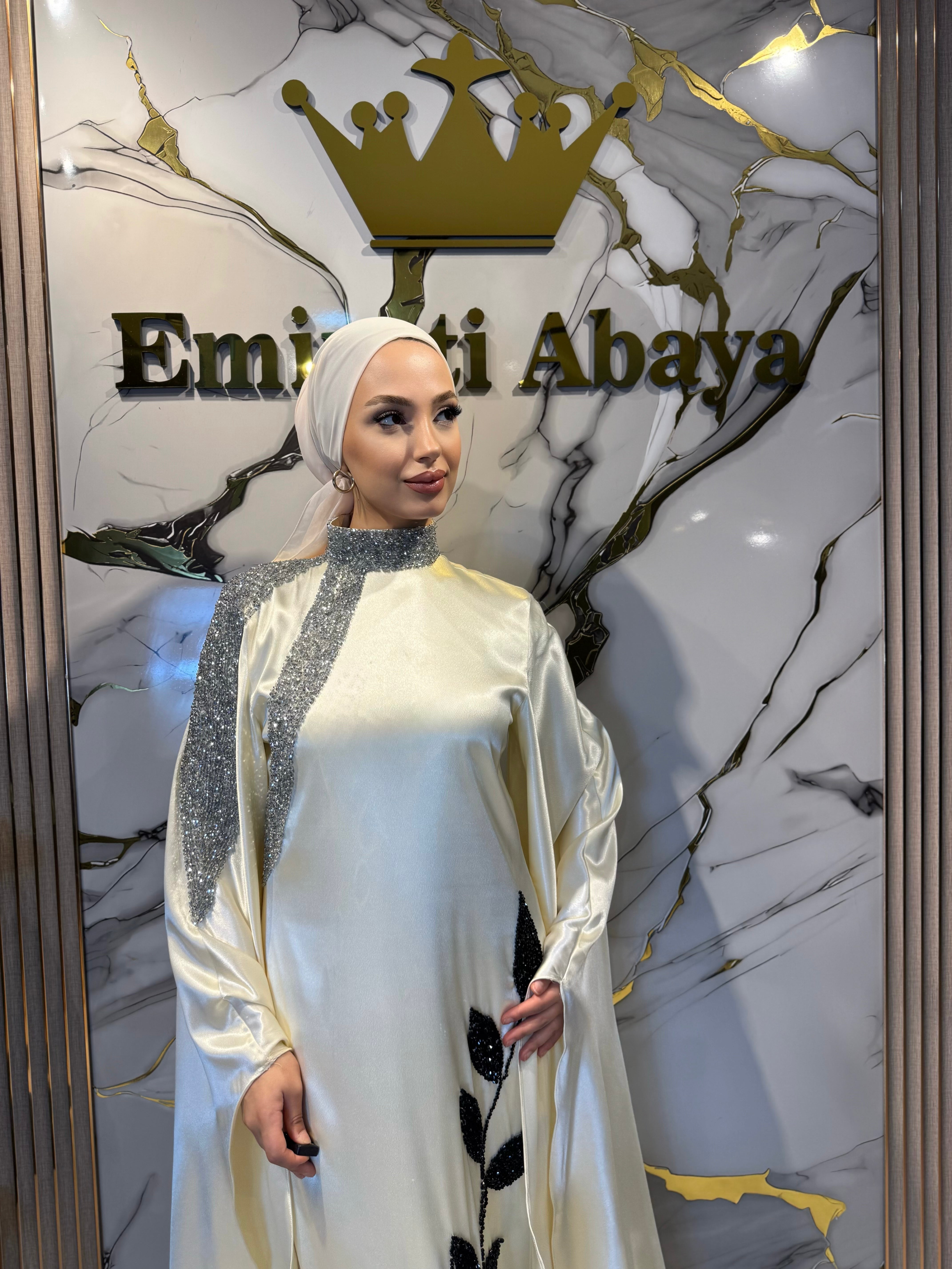 Krem El İşlemeli Çiçek Taş Detaylı Saten Abiye