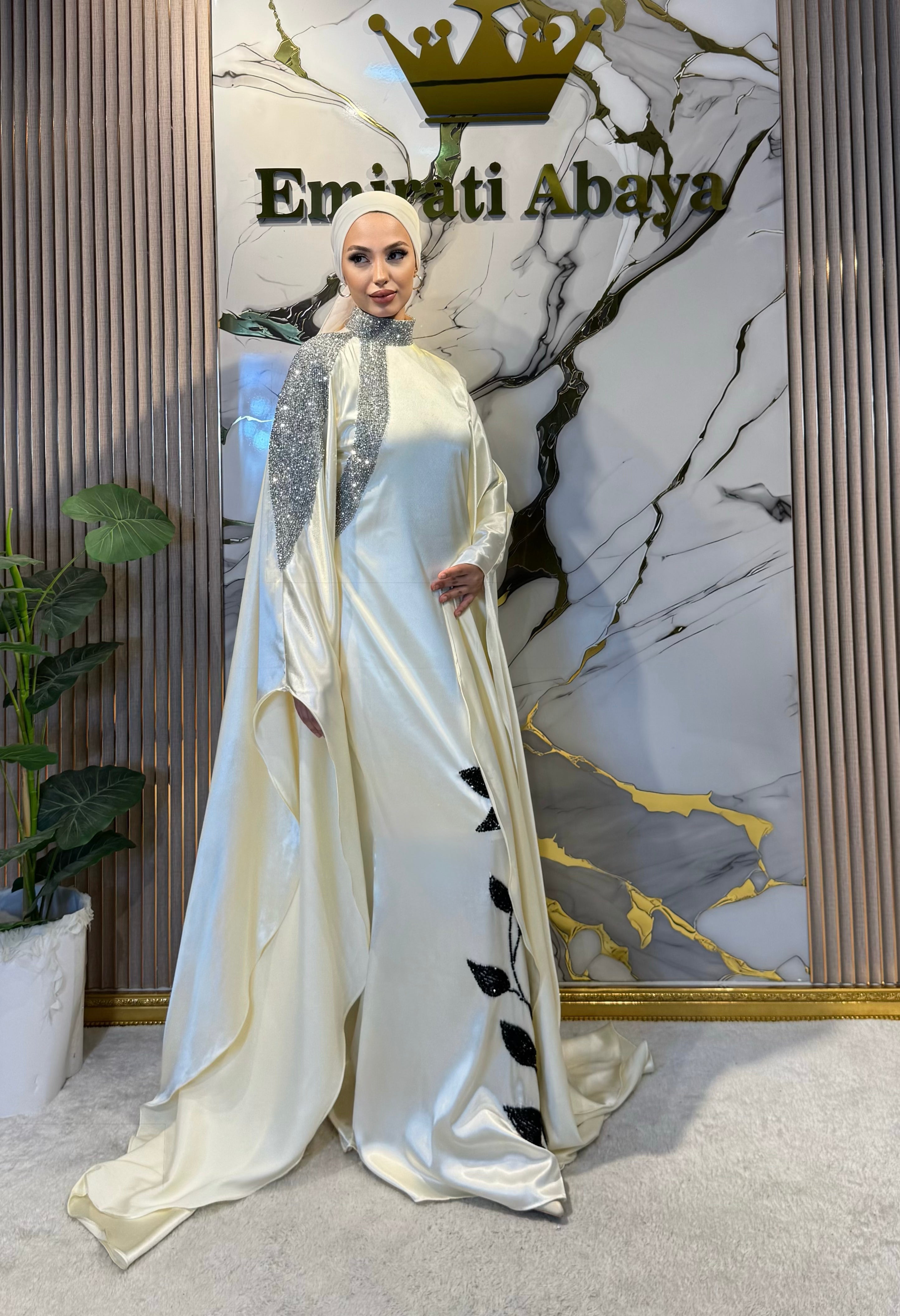 Krem El İşlemeli Çiçek Taş Detaylı Saten Abiye