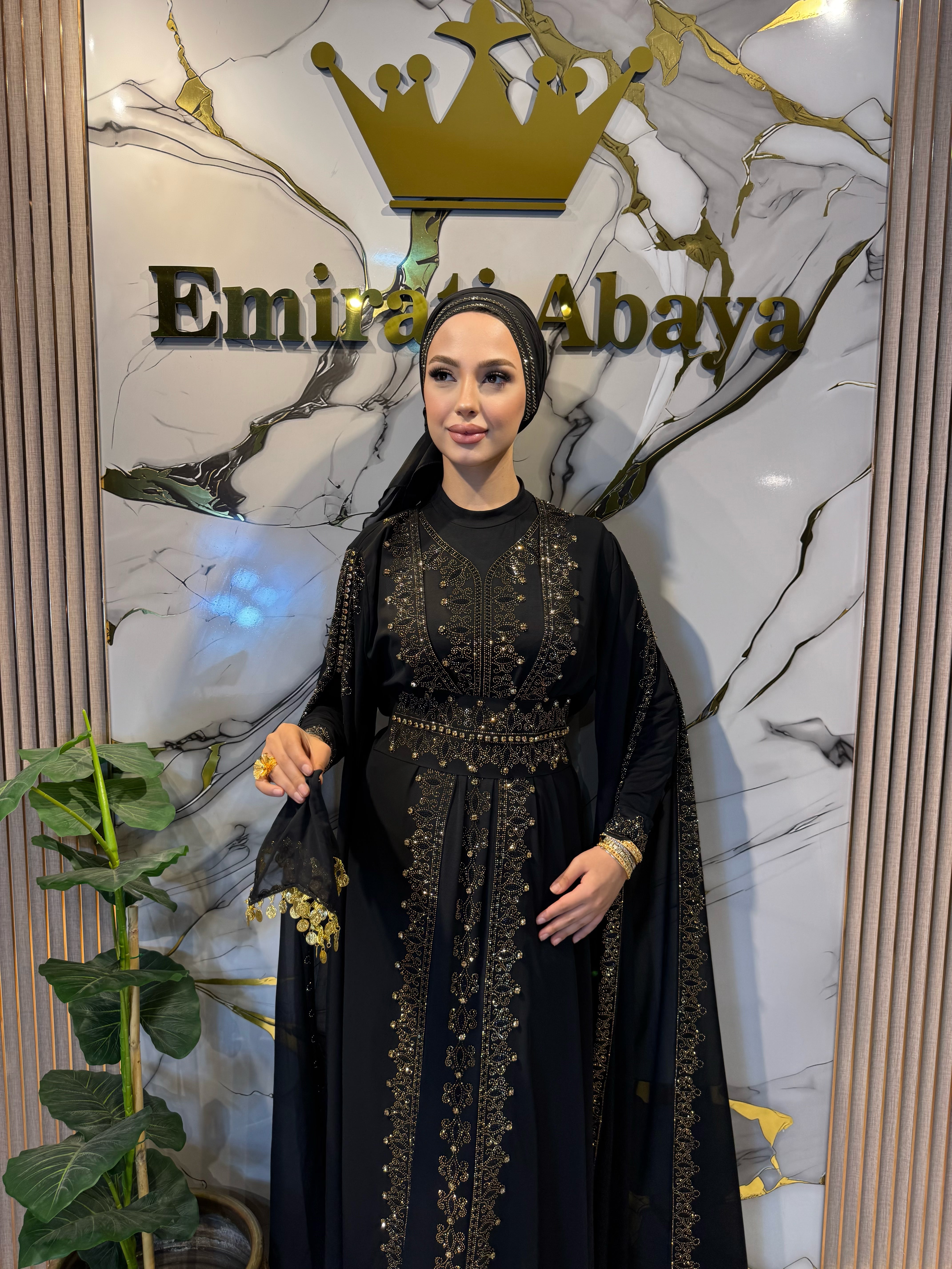 Gold Taş İşlemeli Şifon Kumaş Açık Kollu yöresel Abaya