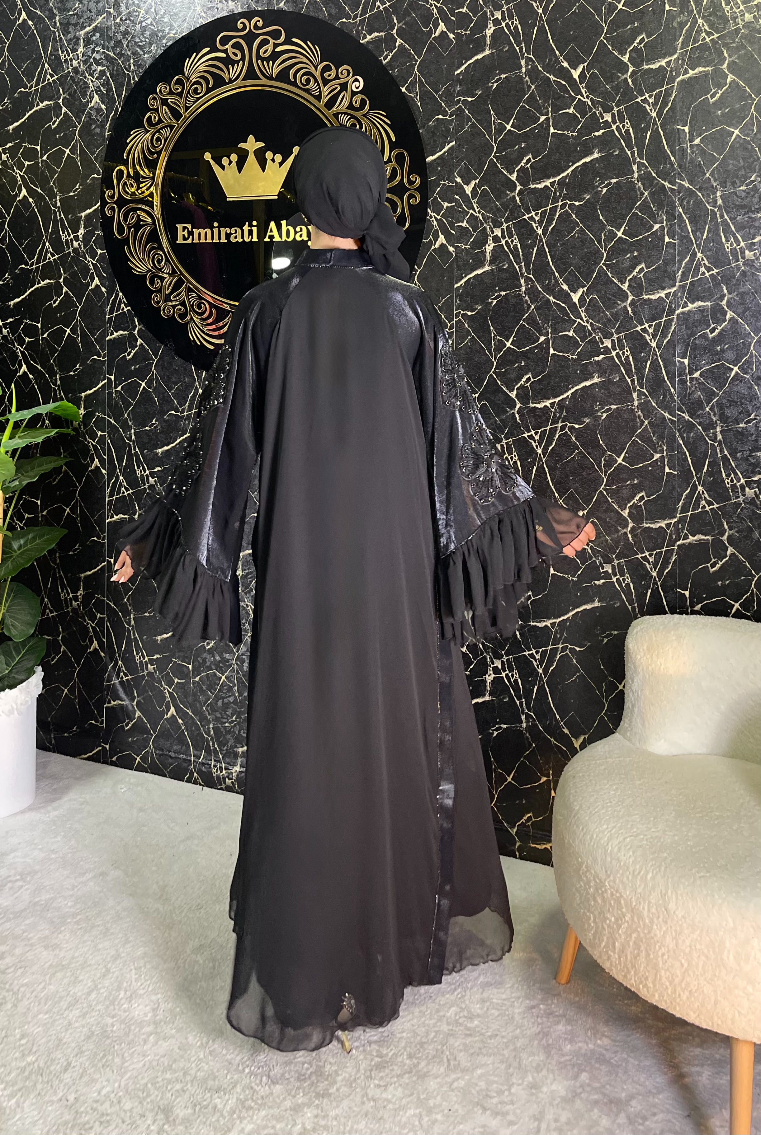 Kadife ve Şifon Kombinli Siyah Çiçek Detaylı Abaya