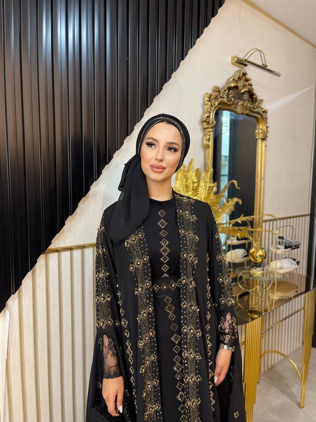 Gold Taş İşlemeli Şifon Abaya Takımı