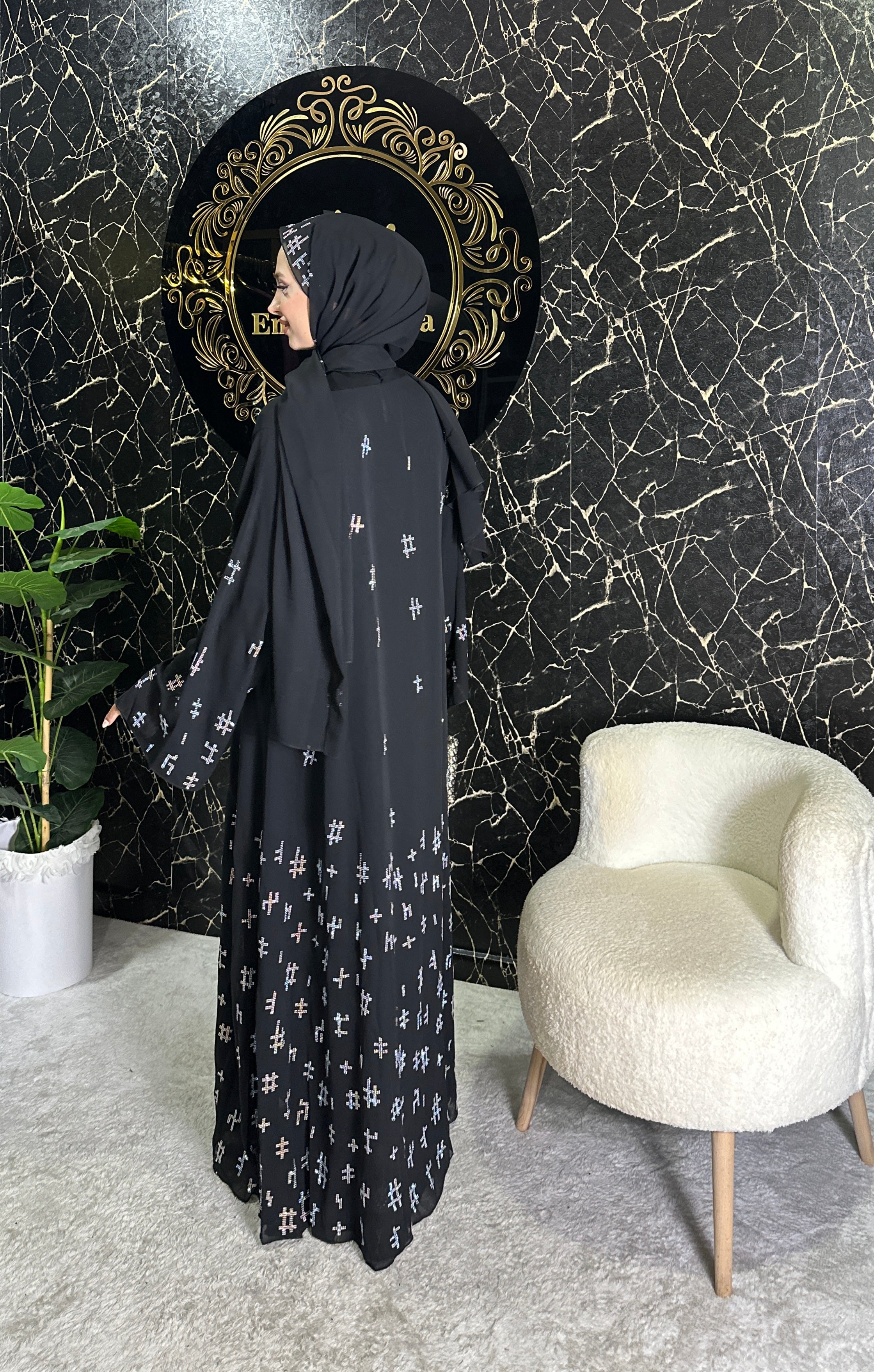 Janjan Geometrik Taş Detaylı Siyah Abaya