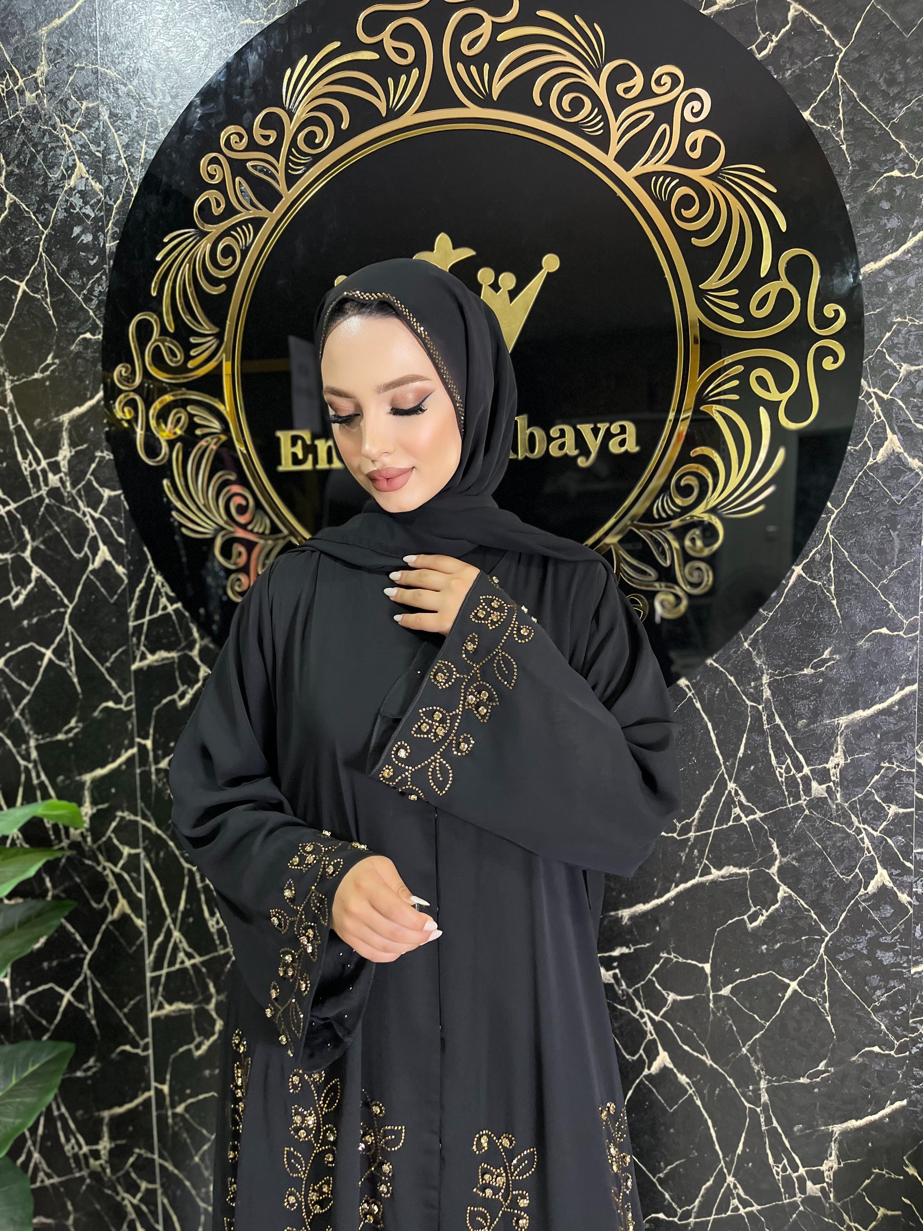 Gold Taşlı Çiçek Dalı Desenli Siyah Şifon Abaya