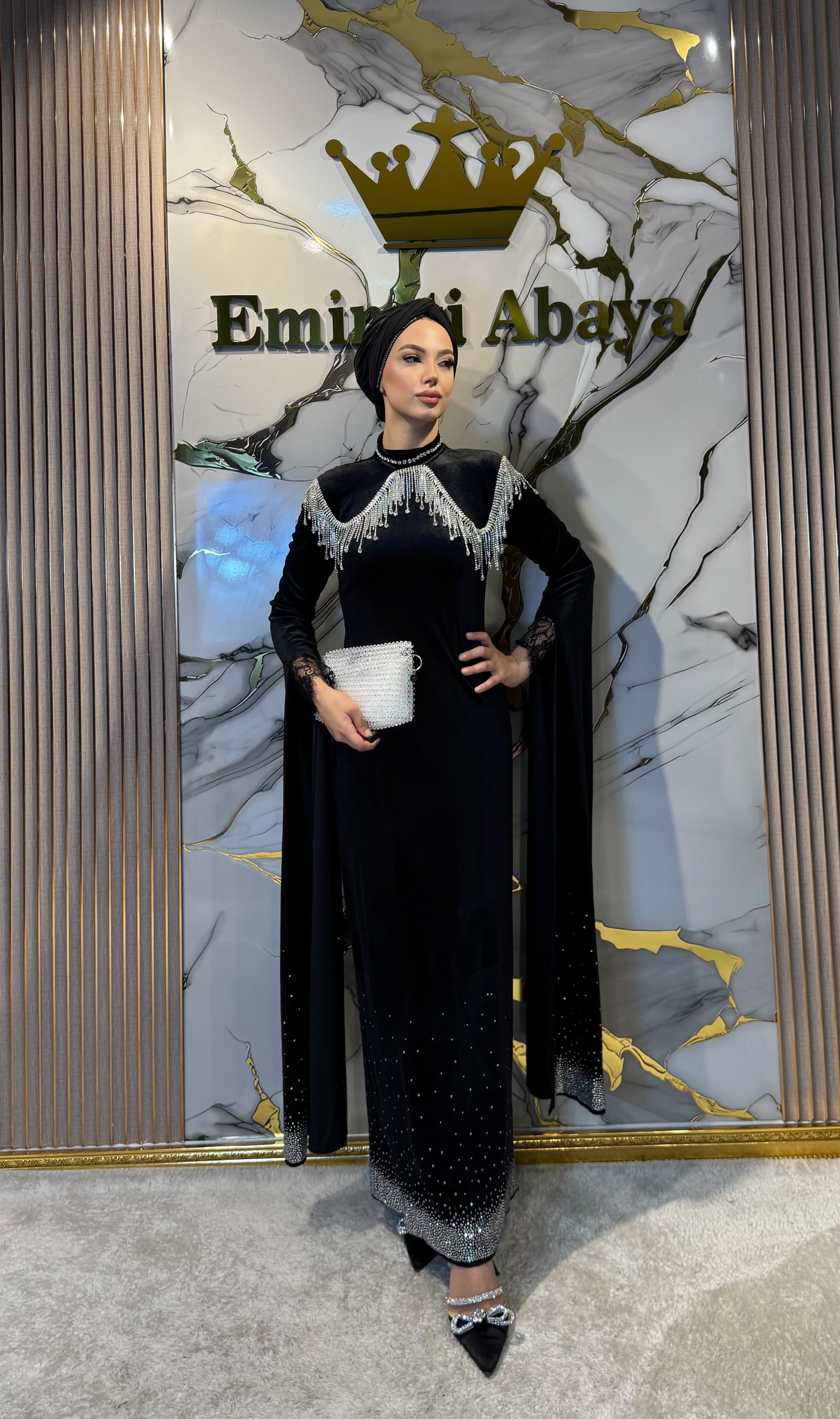 Kristal Taş İşlemeli Uzun Kollu Kadife Abiye