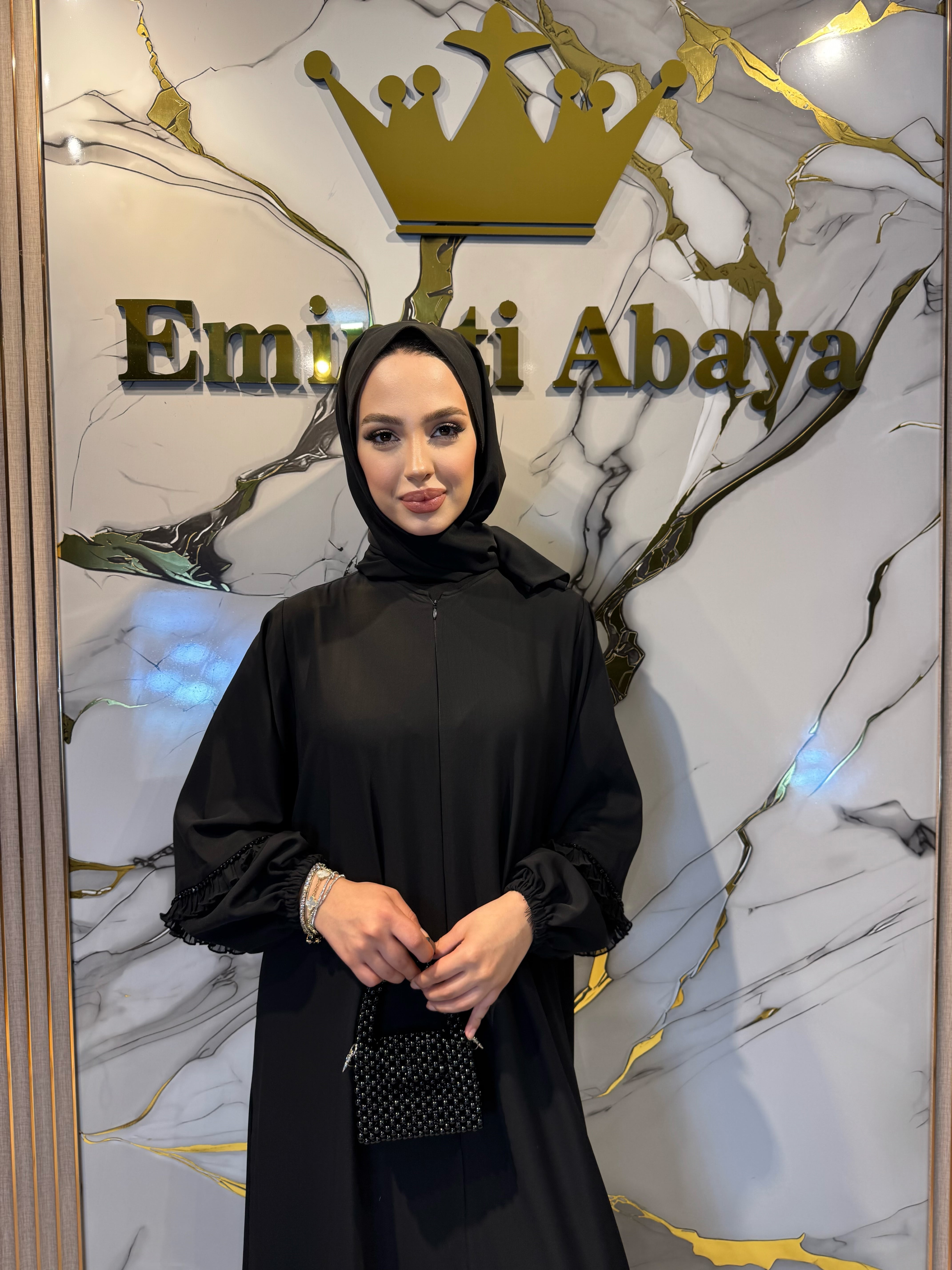 Dubai Medine İpeği Fermuarlı Günlük Abaya