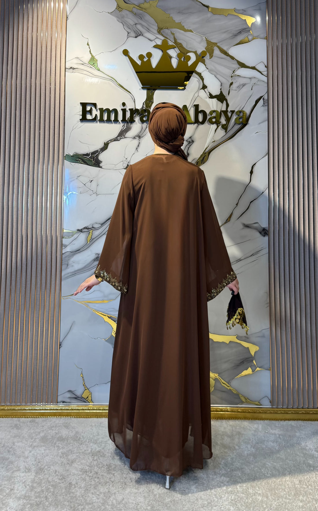 Gold Çiçek Taş İşlemeli Kahverengi Yöresel Şifon Abaya