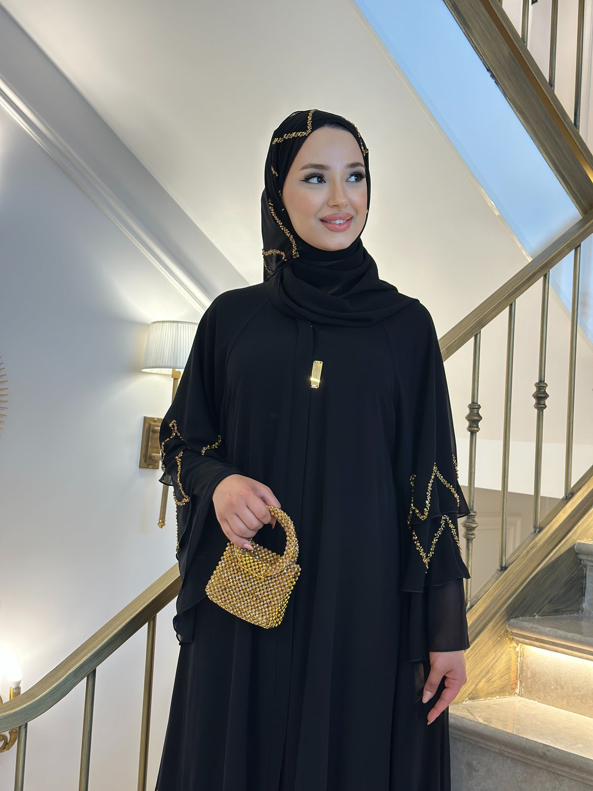 El İşlemesi Sarı Taşlı Siyah Şifon Abaya M1 DGSB - Zarif El İşçiliği Model