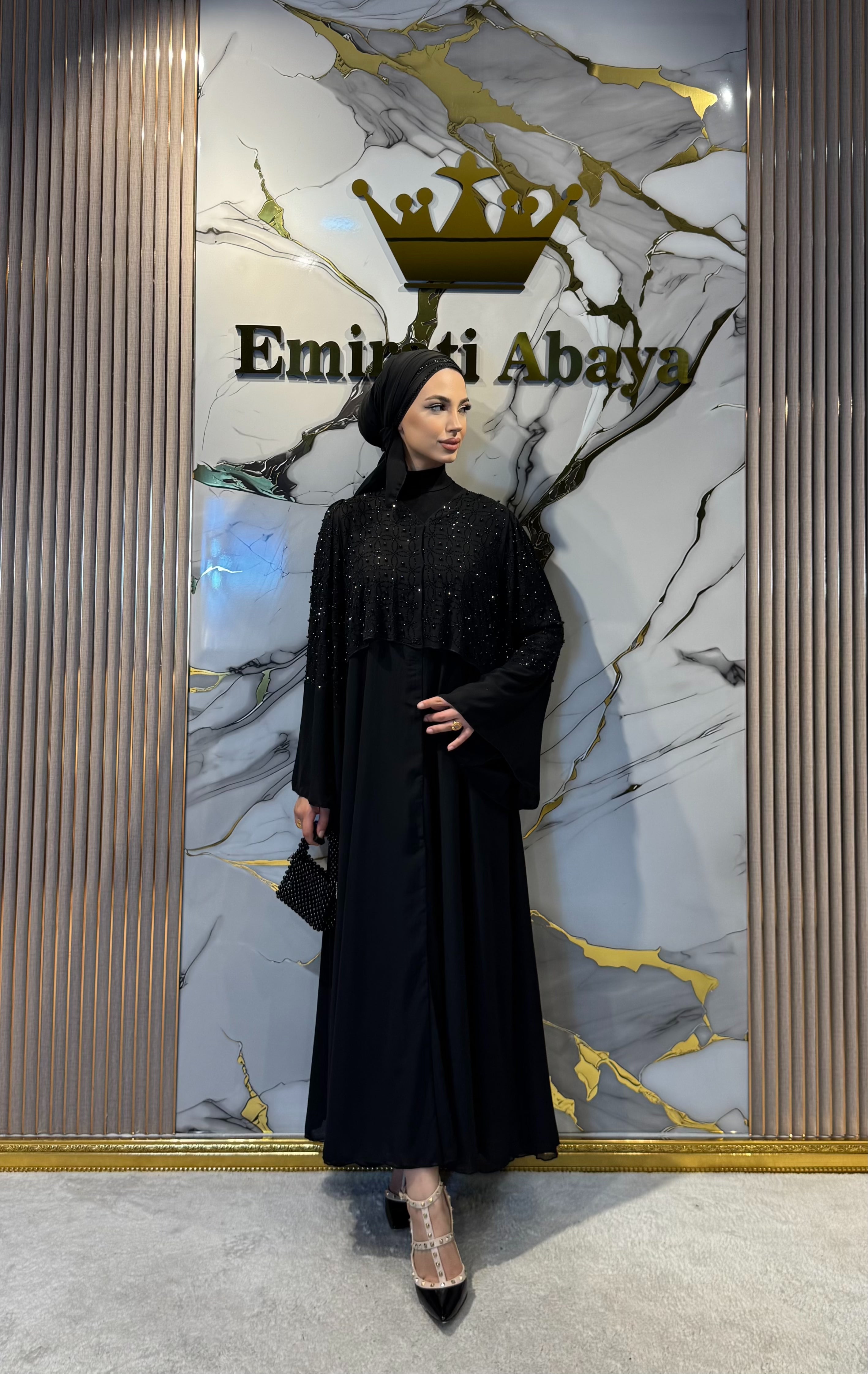 Üst Kısmı Taşlı ve İncili Siyah Abaya TM30 BSB