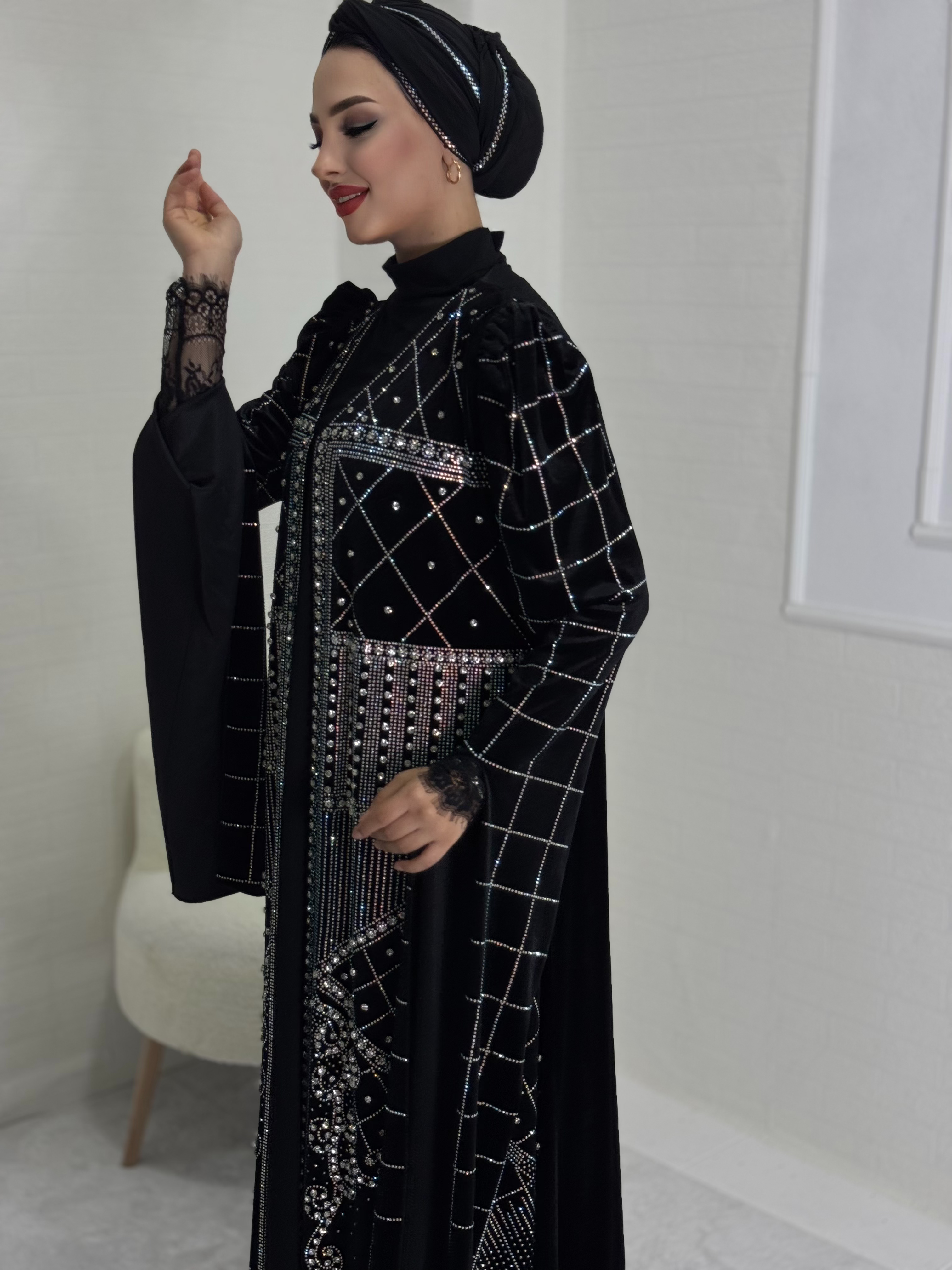 kristal Taş Desenli Şık Abaya