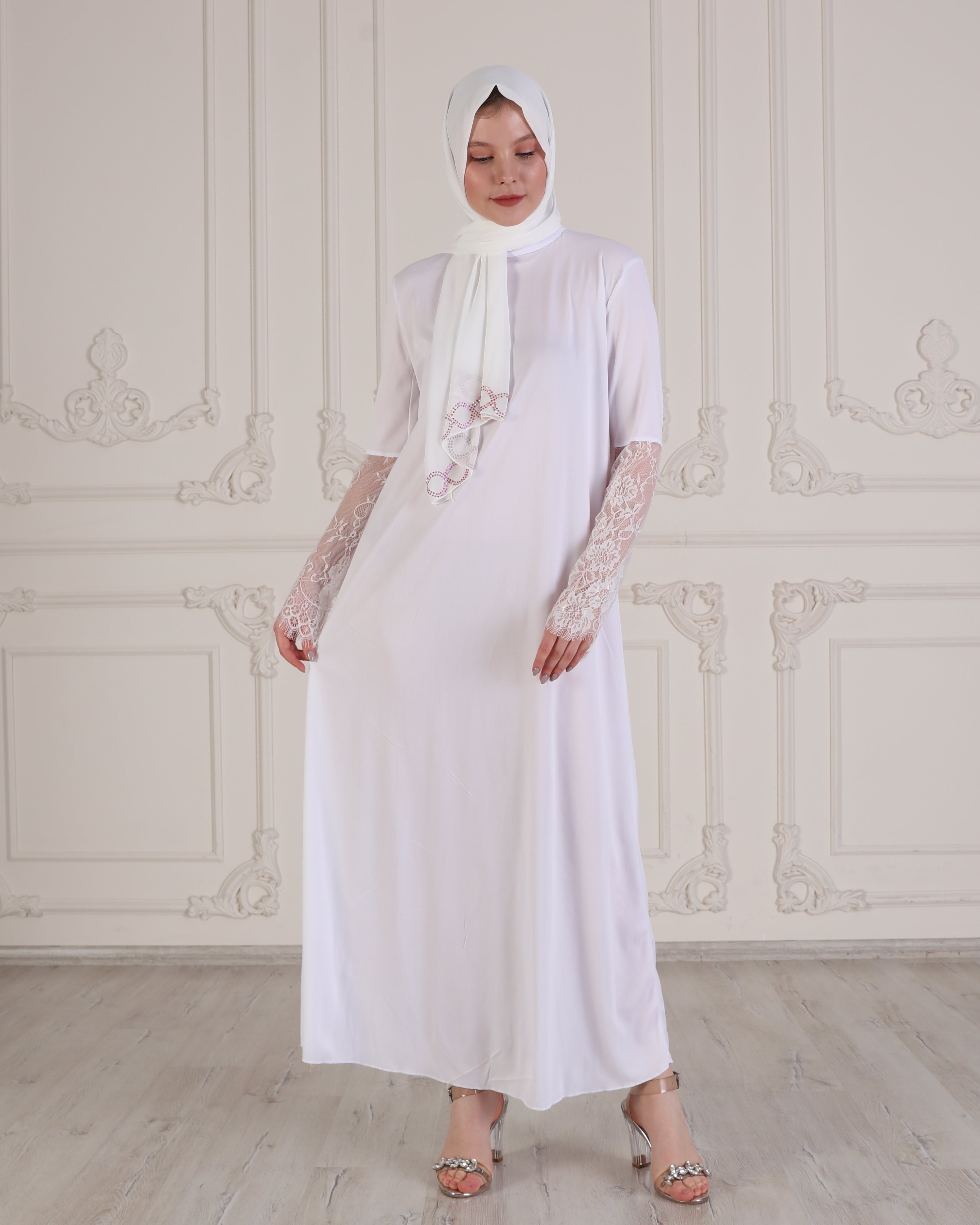 Aster Elegance Abaya with Dantel Sleeves Inner