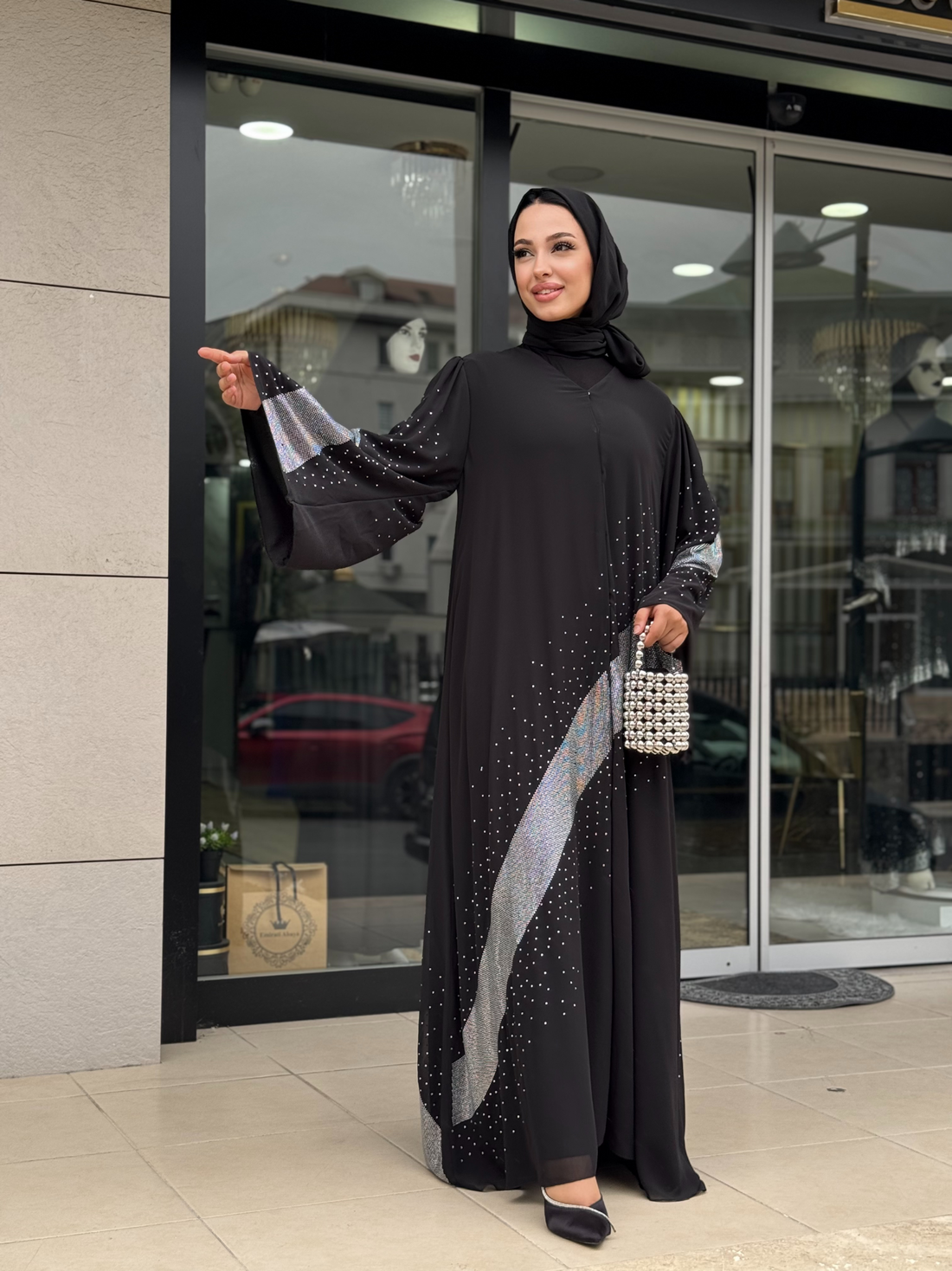 Swarovski Taş Detaylı Siyah Şık Abaya