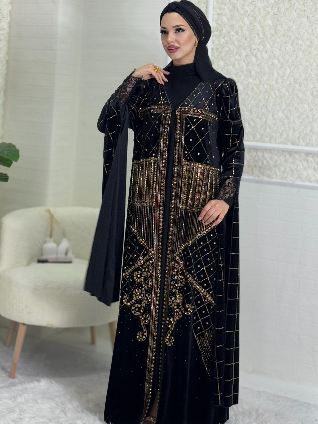 Gold Taş Desenli Şık Abaya