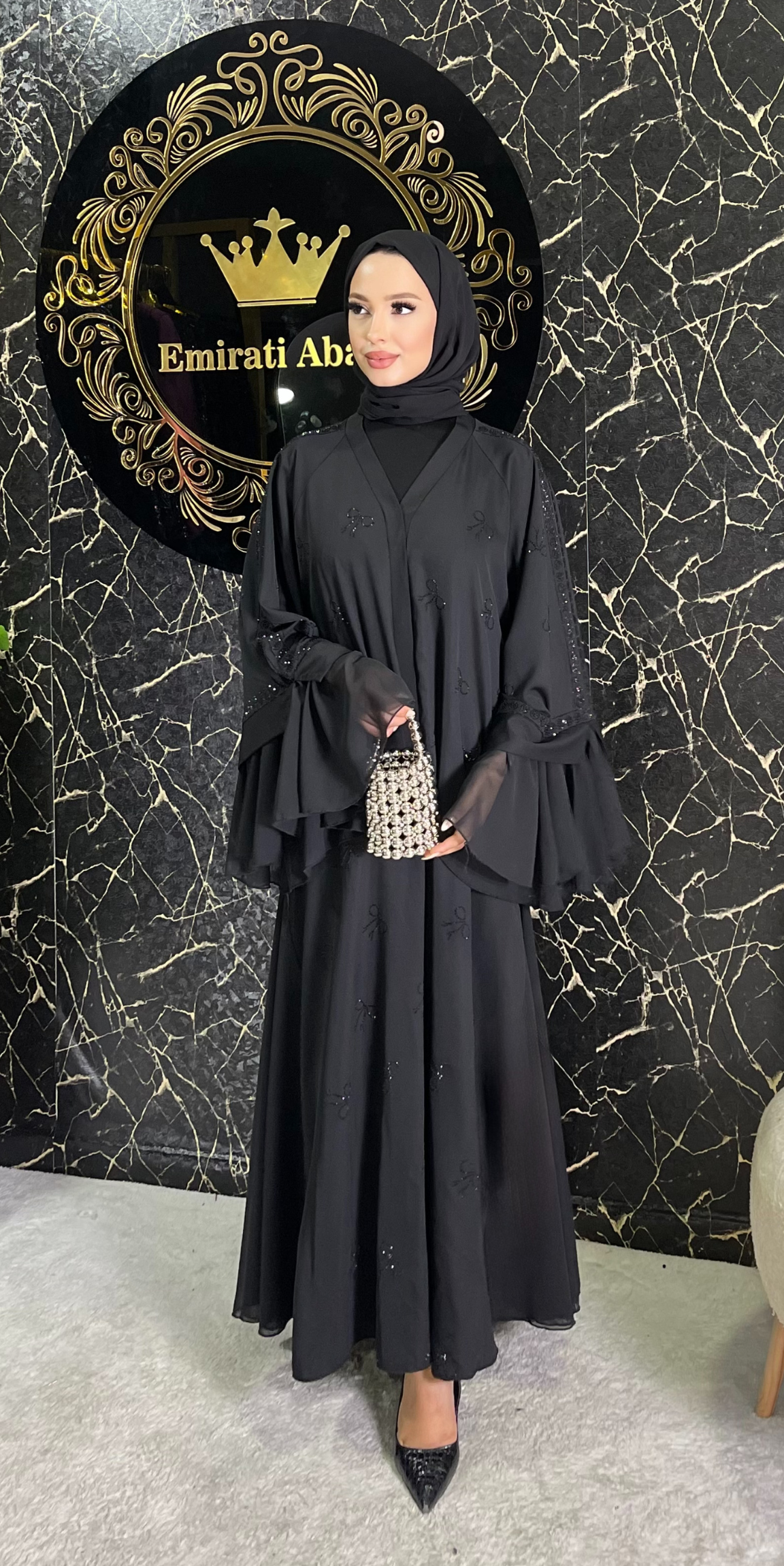 Siyah Şifon ve Dubai Kumaş Kelebek Taş Desenli Abaya